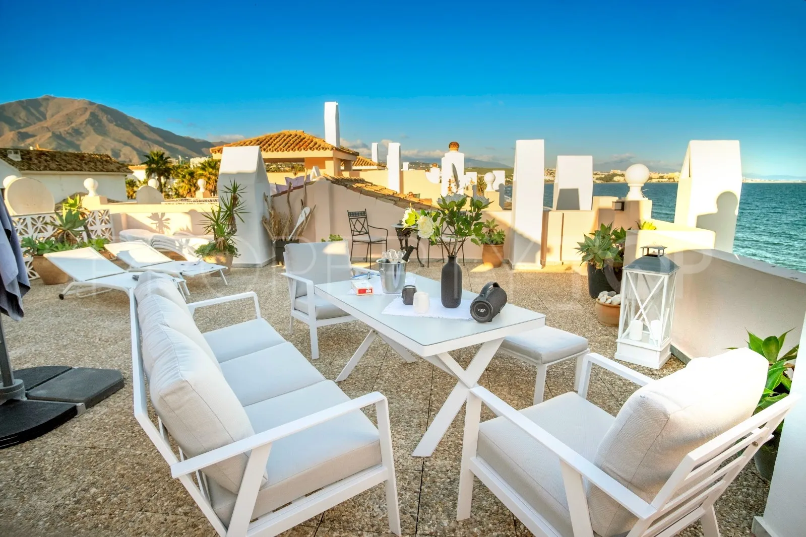 Buy penthouse in Playa del Moral