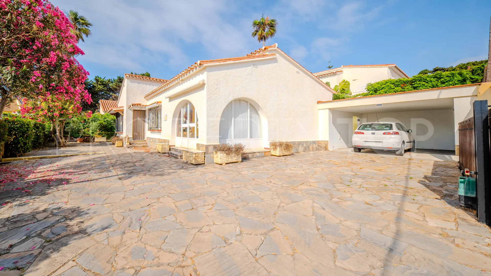 Casa a la venta en Jardin Tropical