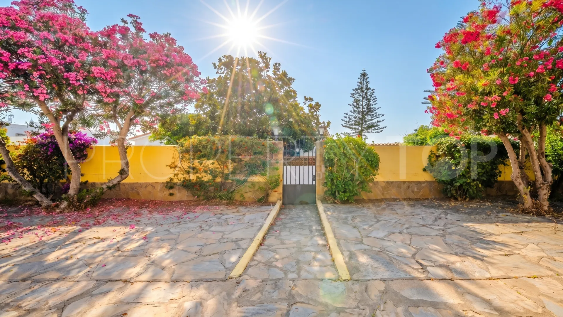 Casa a la venta en Jardin Tropical