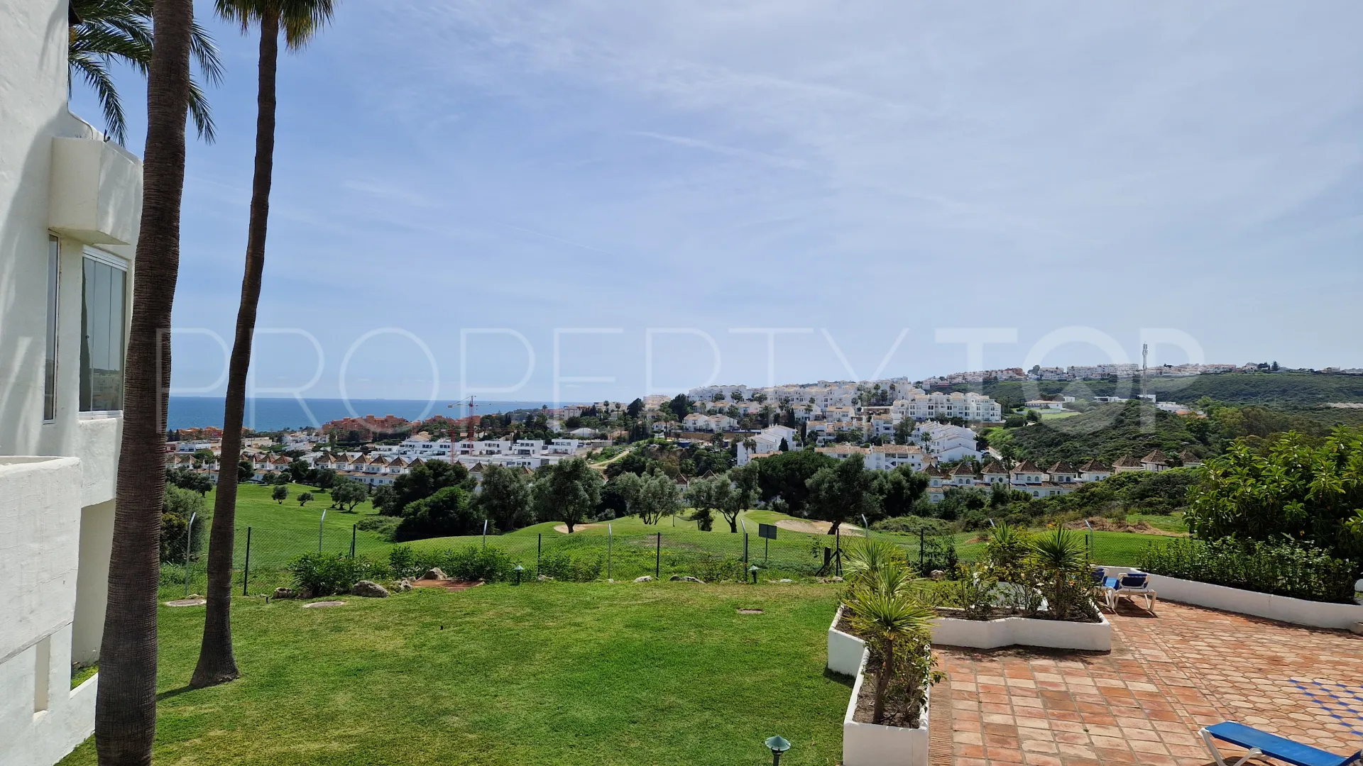 2 bedrooms apartment in La Duquesa Golf for sale