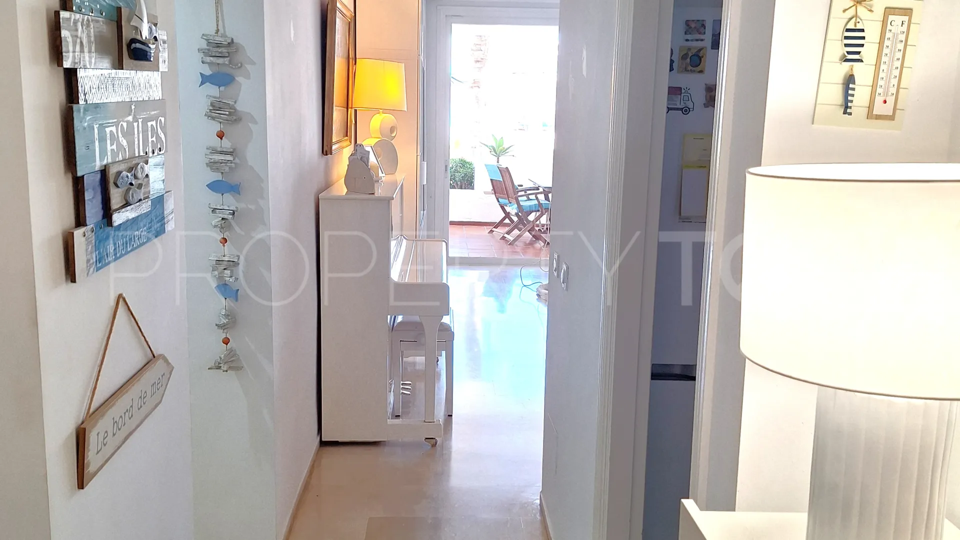 2 bedrooms apartment in La Duquesa Golf for sale