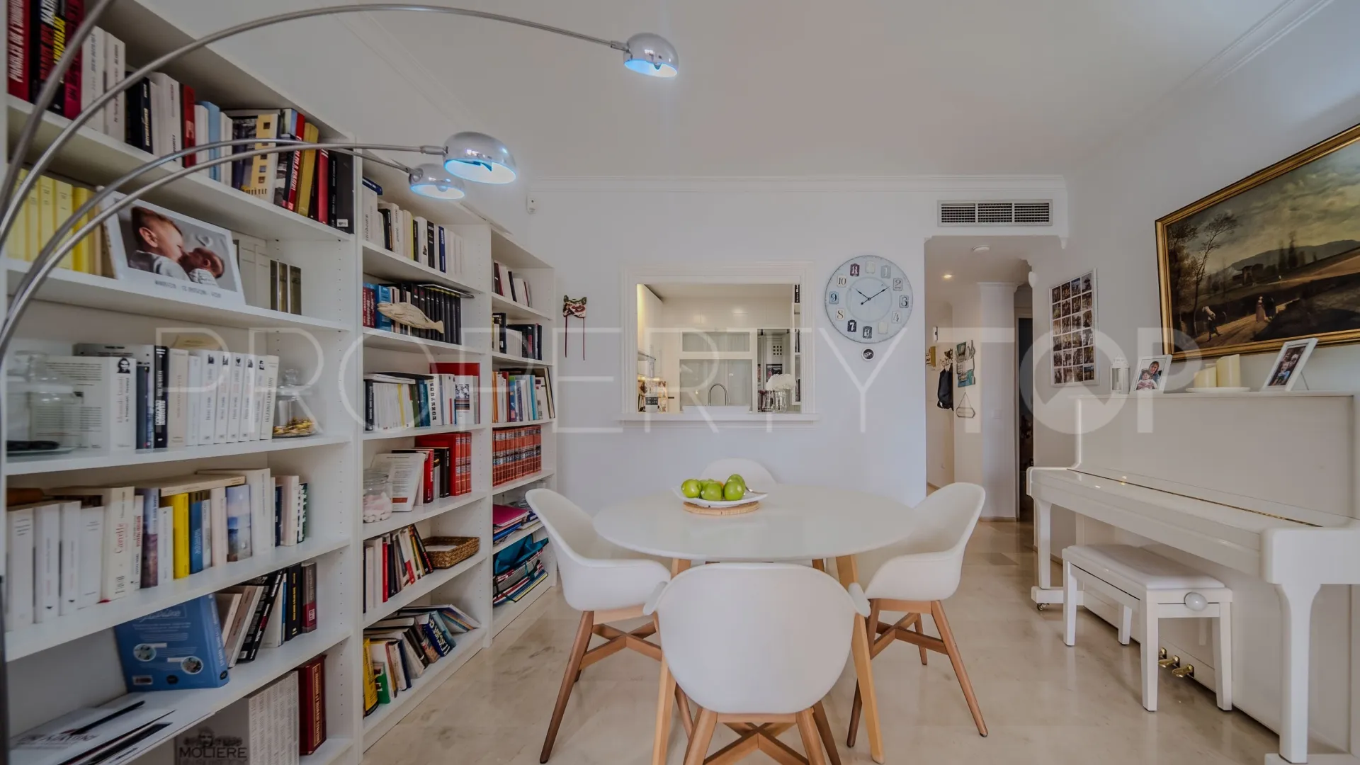 Comprar apartamento en La Duquesa Golf con 2 dormitorios