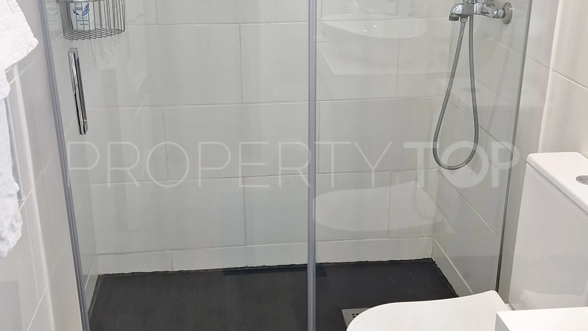 2 bedrooms apartment in La Duquesa Golf for sale