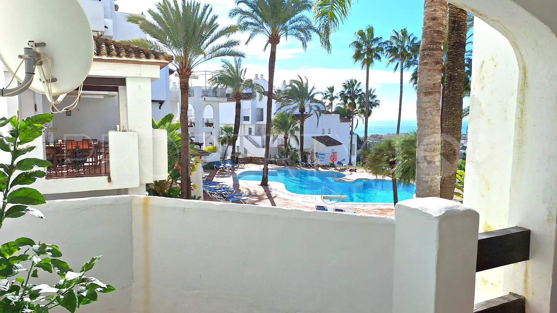 2 bedrooms apartment in La Duquesa Golf for sale