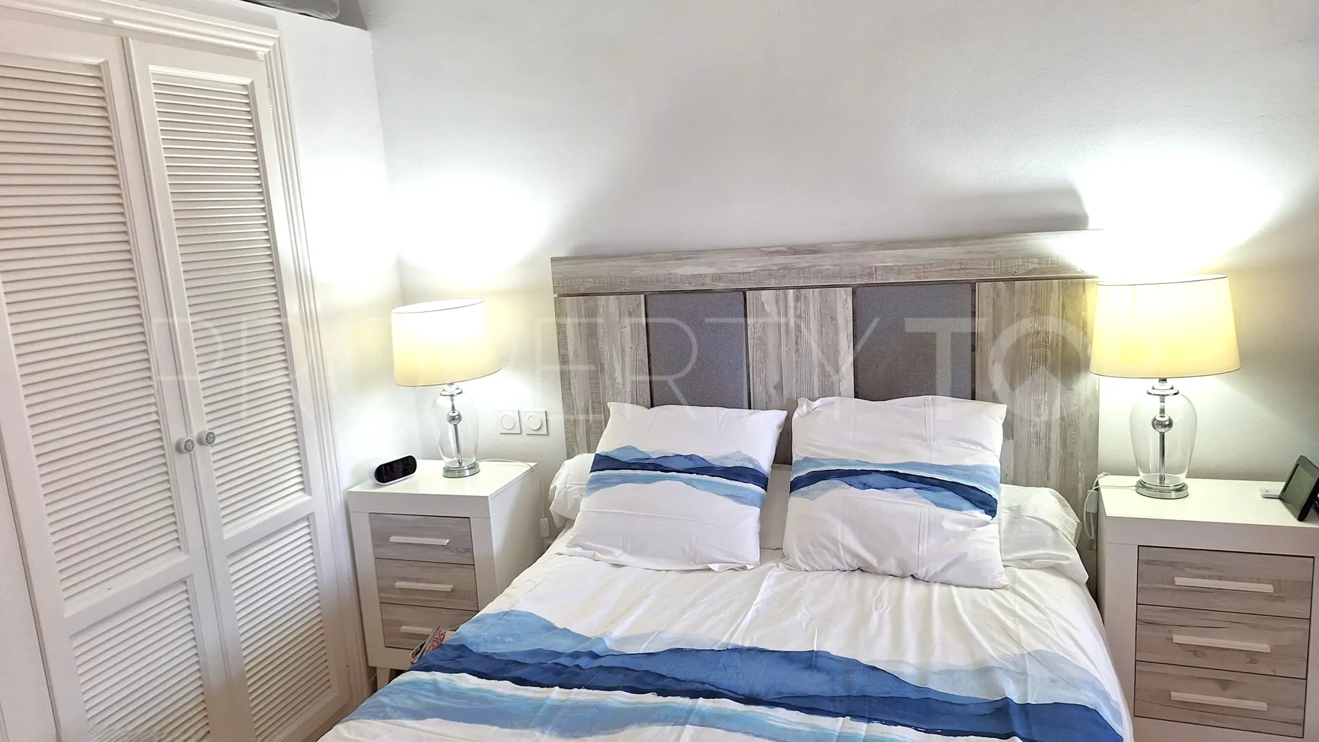 2 bedrooms apartment in La Duquesa Golf for sale