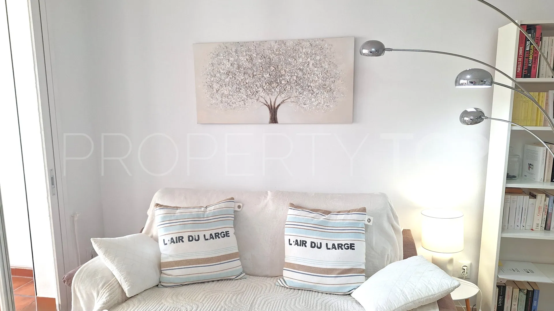 2 bedrooms apartment in La Duquesa Golf for sale