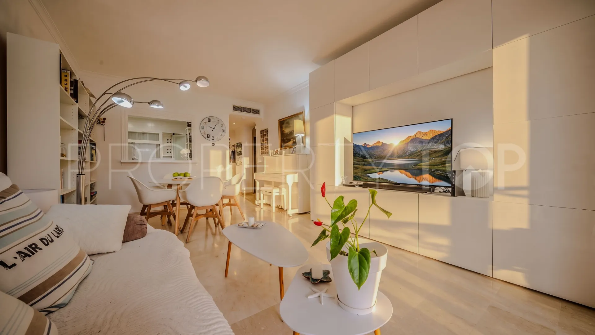Comprar apartamento en La Duquesa Golf con 2 dormitorios