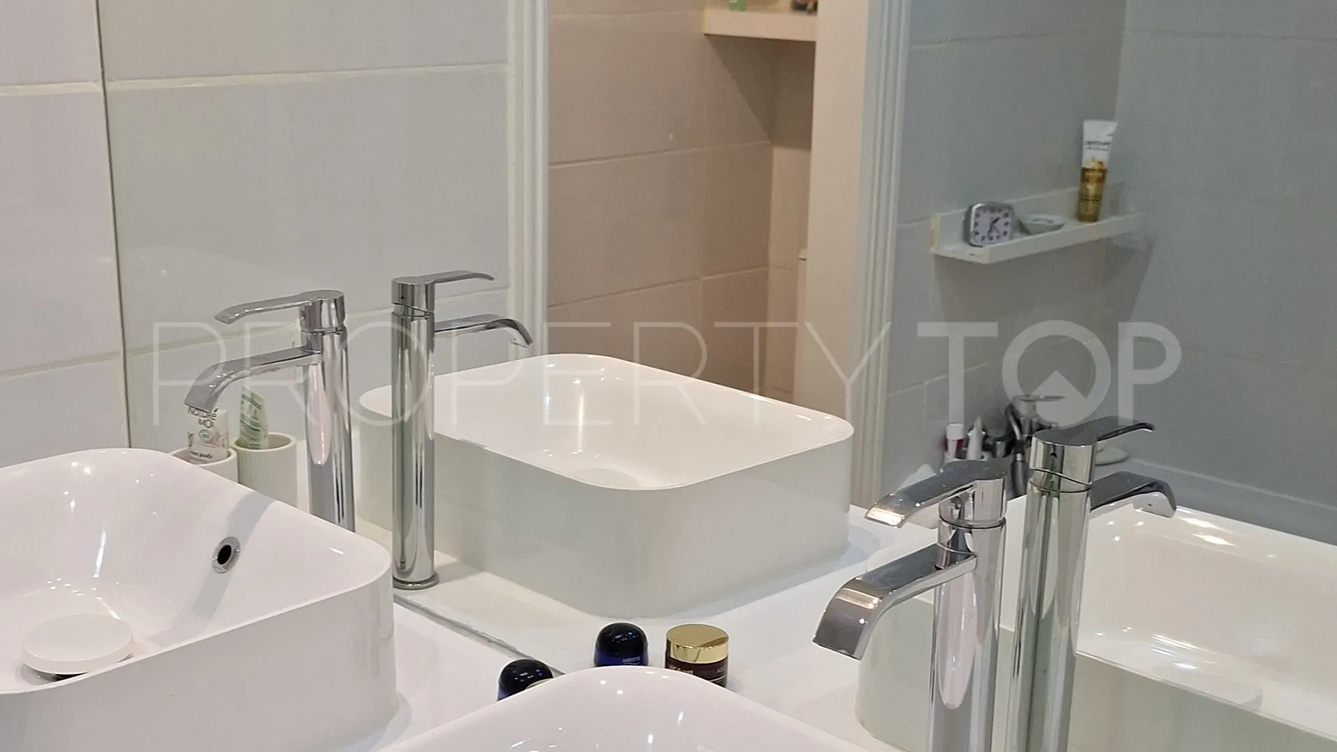 2 bedrooms apartment in La Duquesa Golf for sale