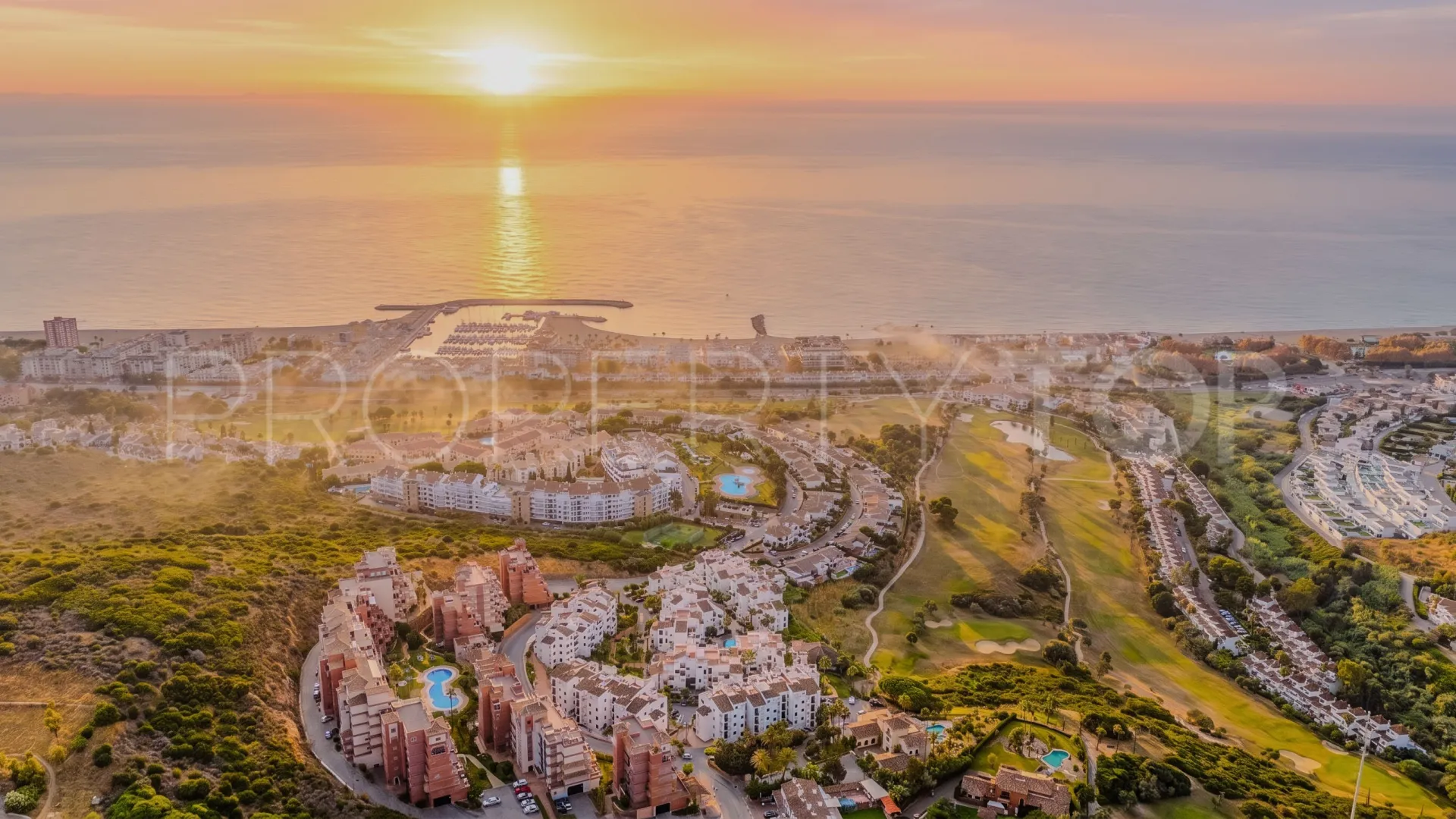Comprar apartamento en La Duquesa Golf con 2 dormitorios