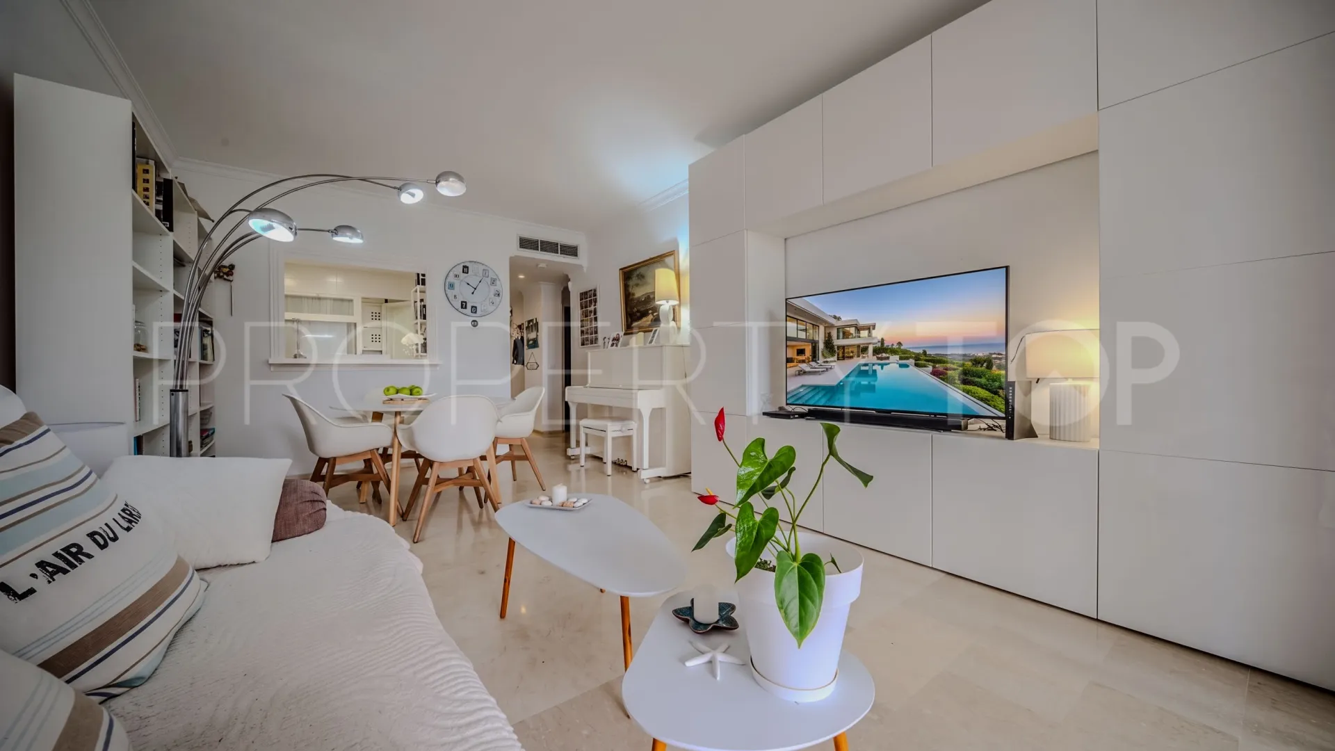 Comprar apartamento en La Duquesa Golf con 2 dormitorios