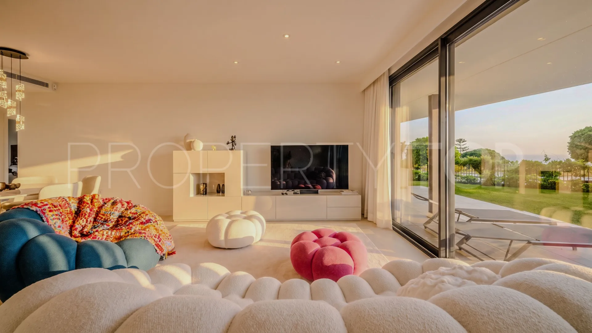 3 bedrooms ground floor apartment for sale in Camarate Golf