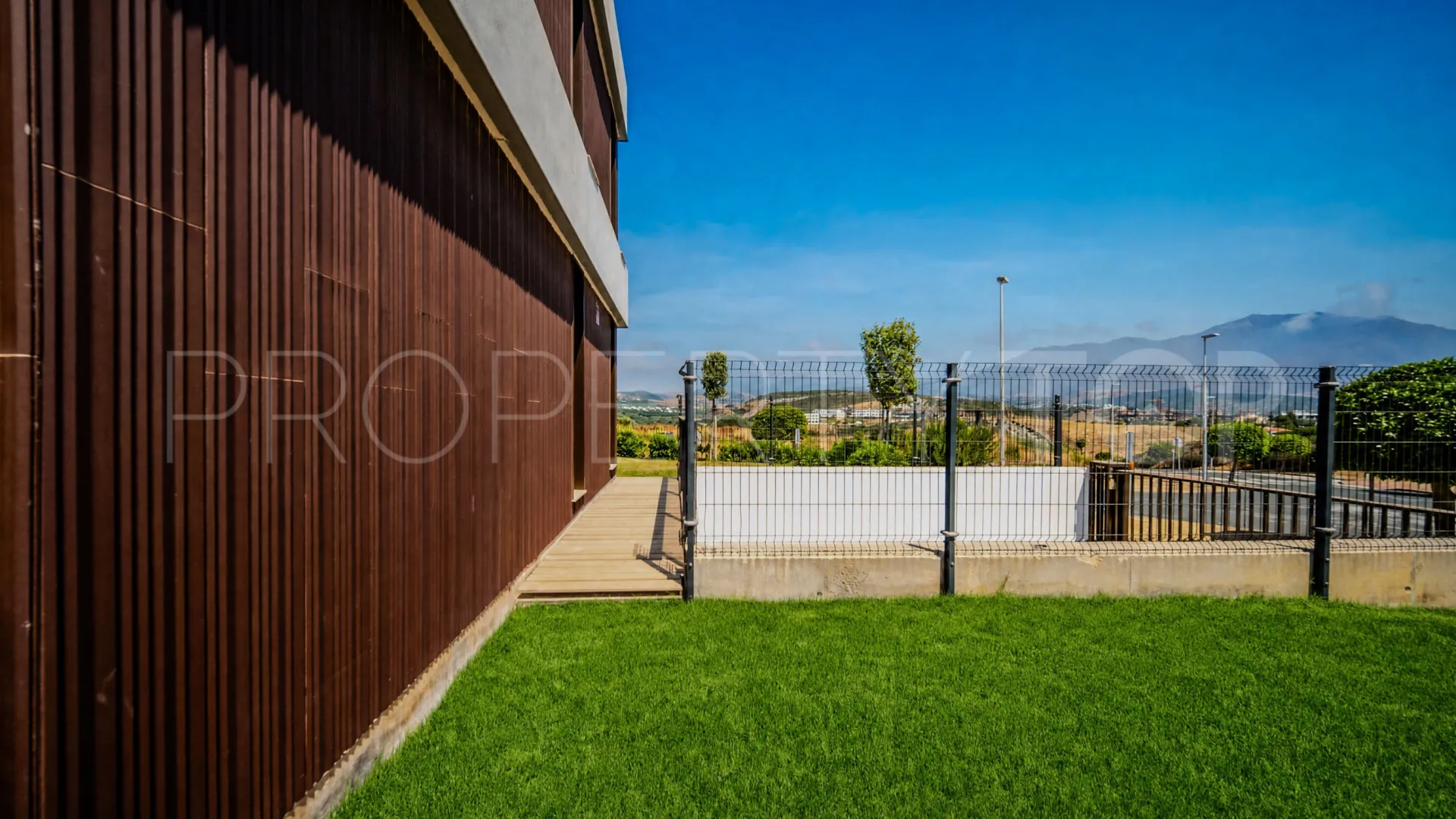 3 bedrooms ground floor apartment for sale in Camarate Golf