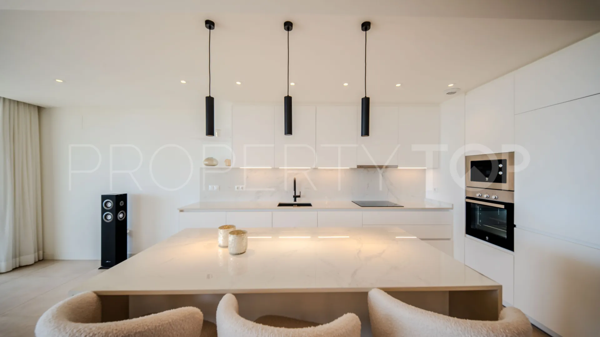 3 bedrooms ground floor apartment for sale in Camarate Golf