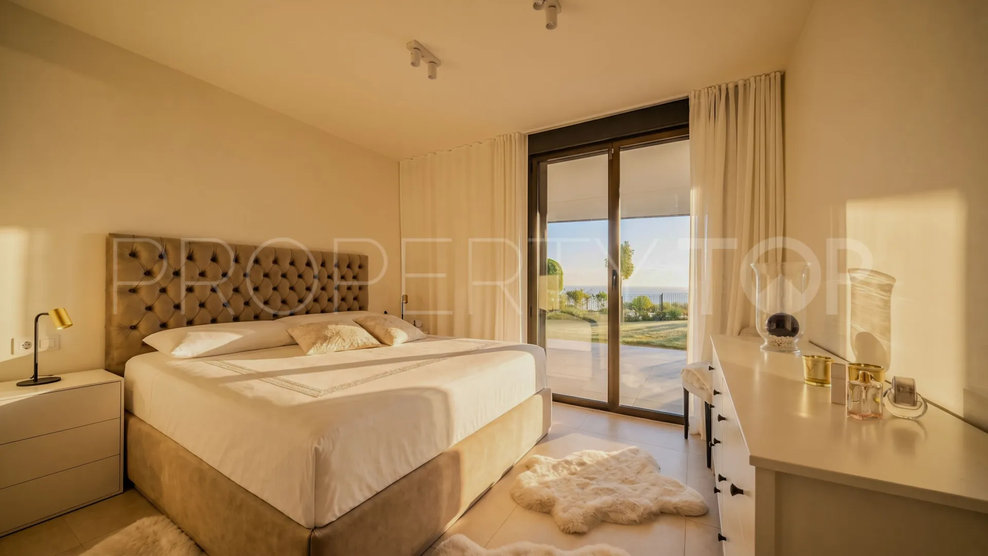 3 bedrooms ground floor apartment for sale in Camarate Golf