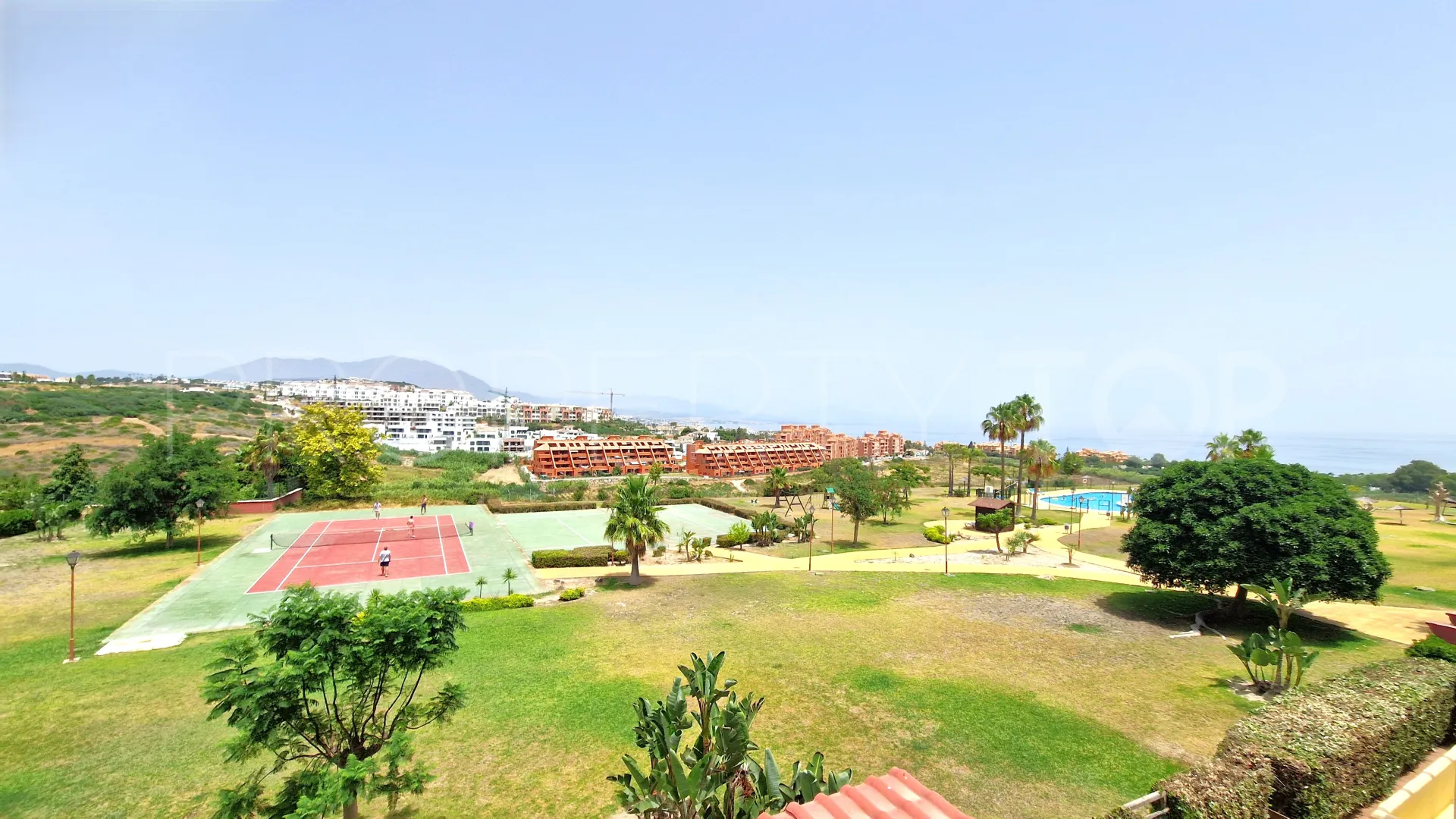 Princesa Kristina town house for sale