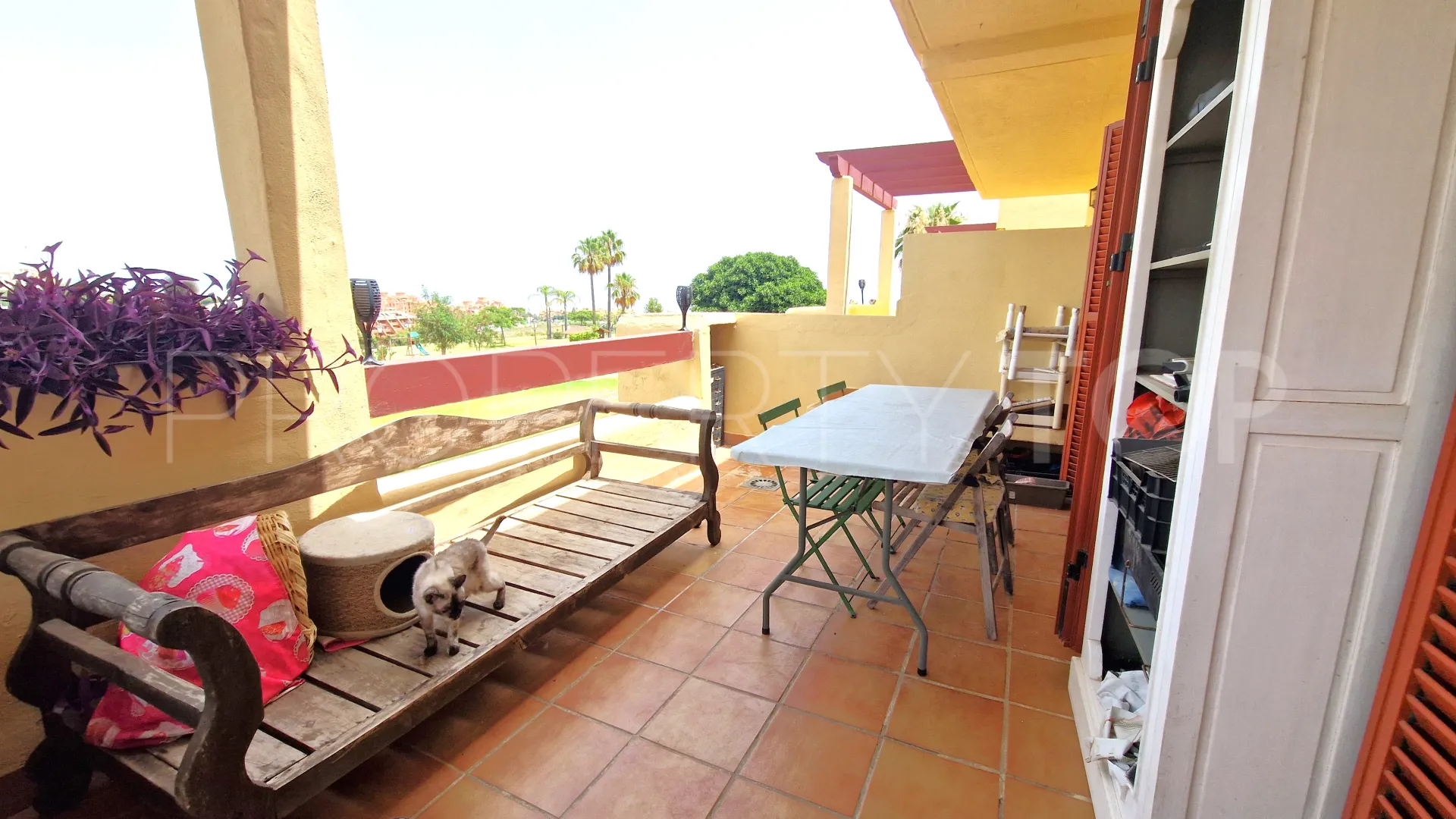 Princesa Kristina town house for sale
