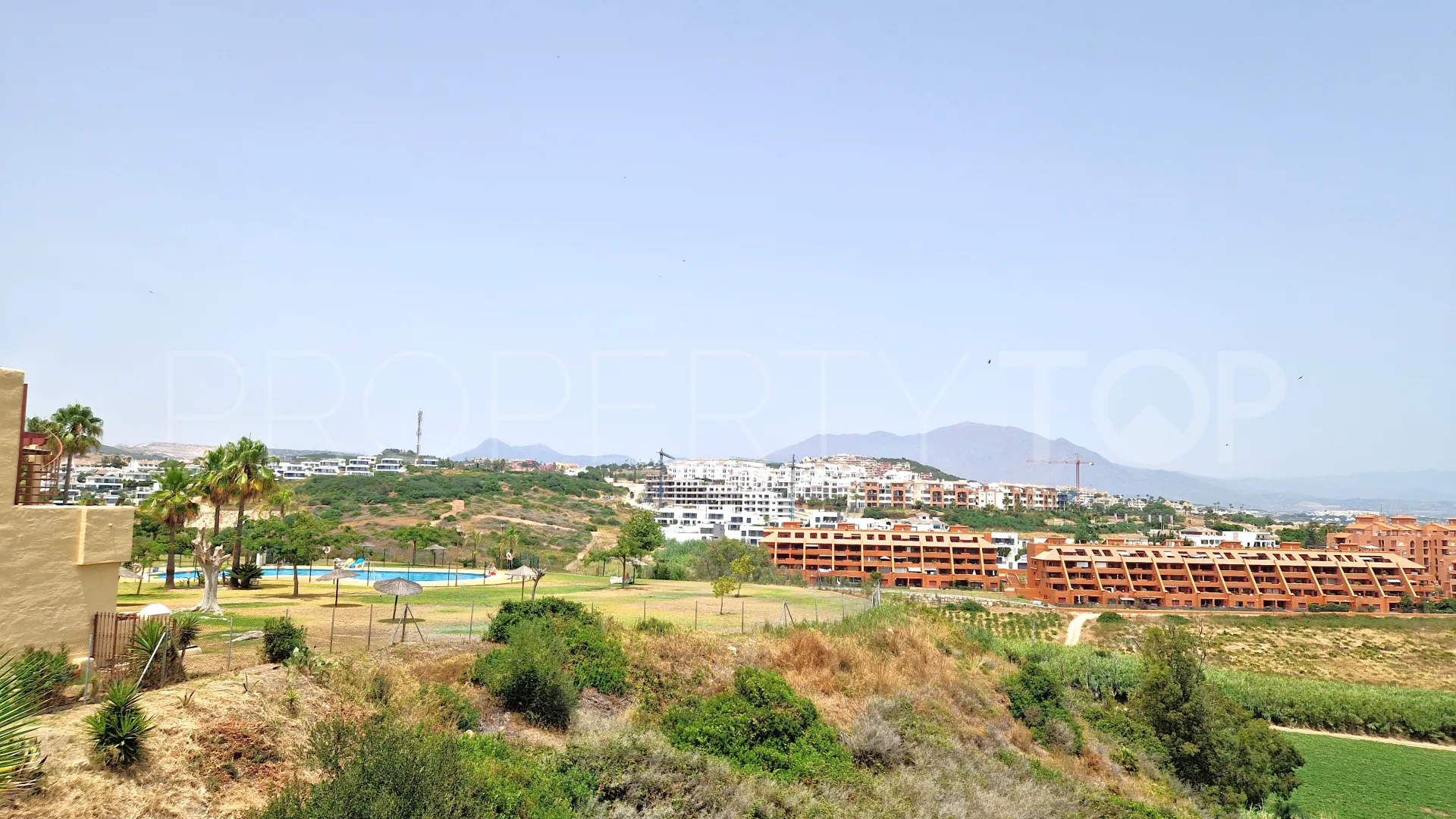 Princesa Kristina town house for sale