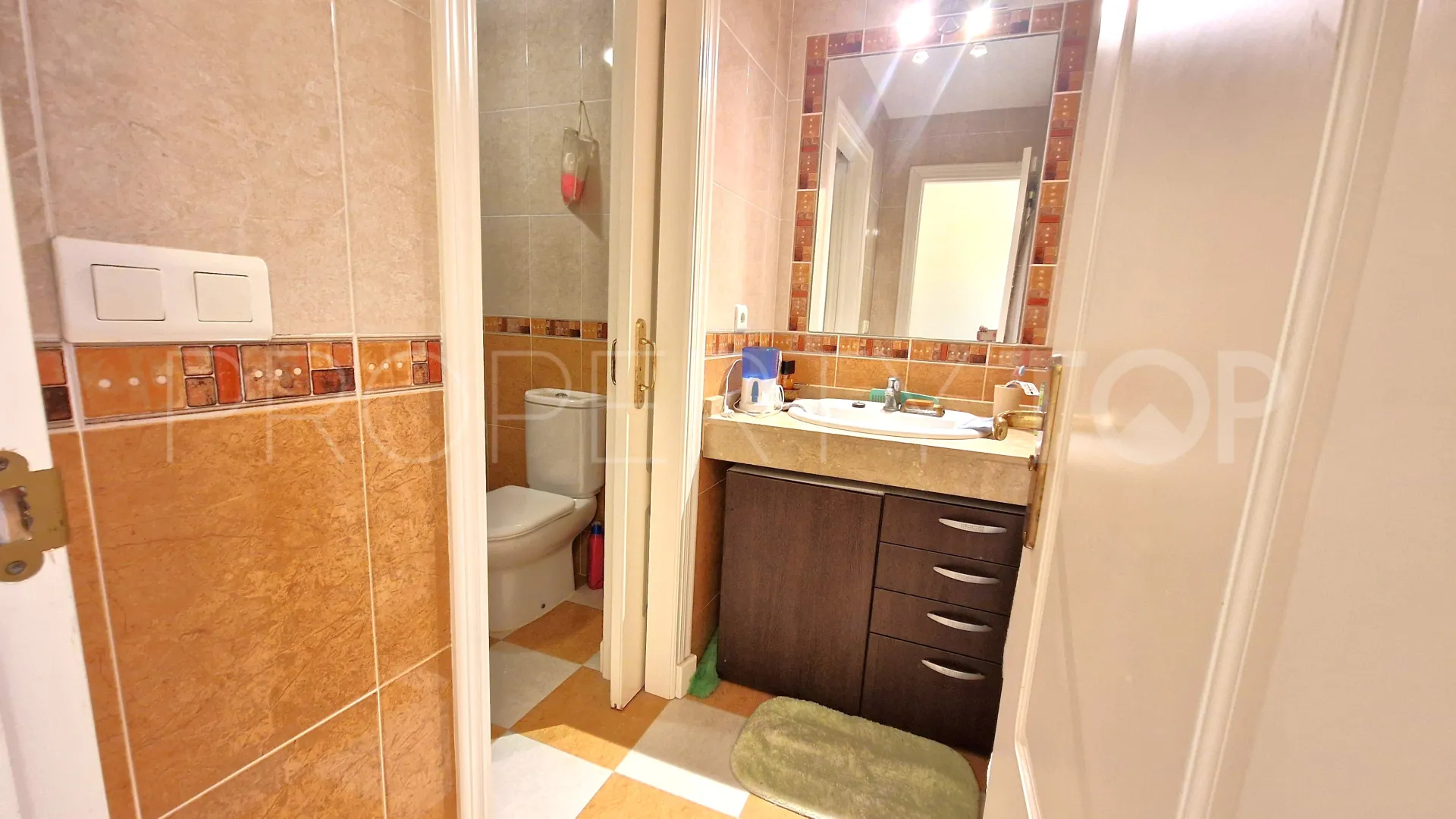 Princesa Kristina town house for sale