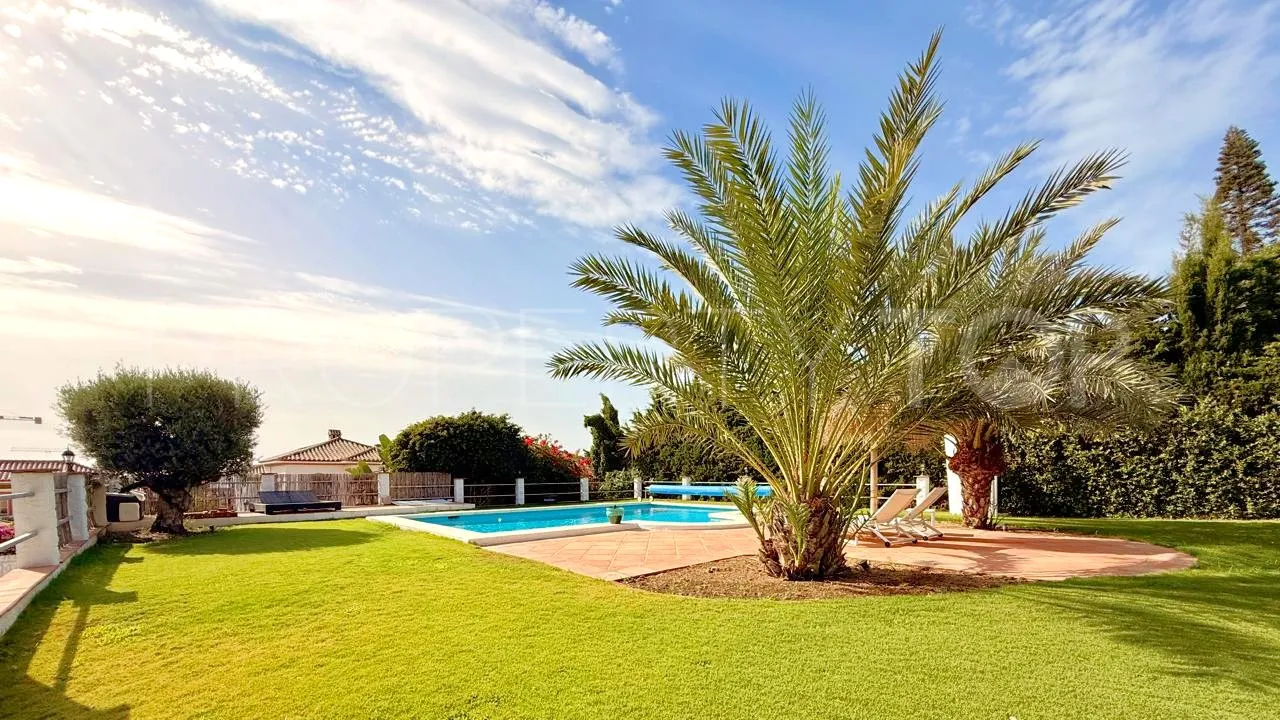 3 bedrooms house in Hacienda Guadalupe for sale
