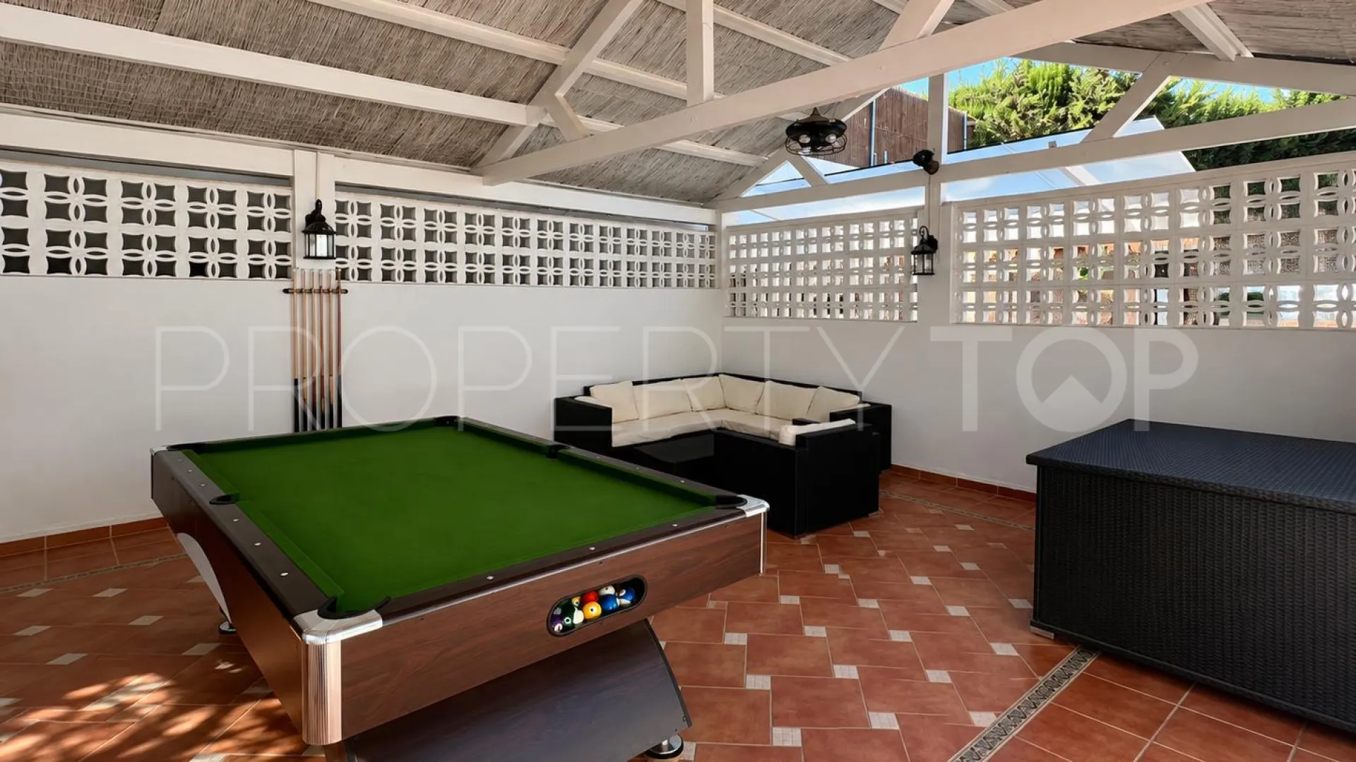 3 bedrooms house in Hacienda Guadalupe for sale