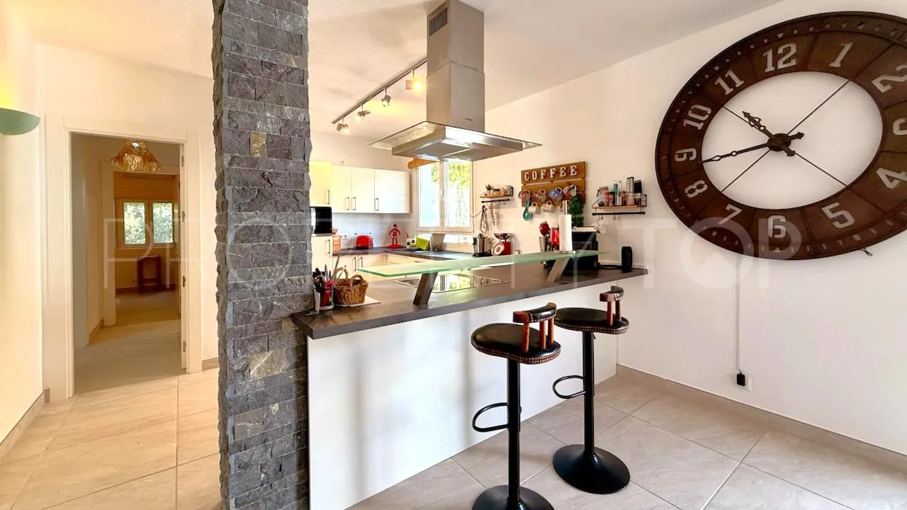 3 bedrooms house in Hacienda Guadalupe for sale