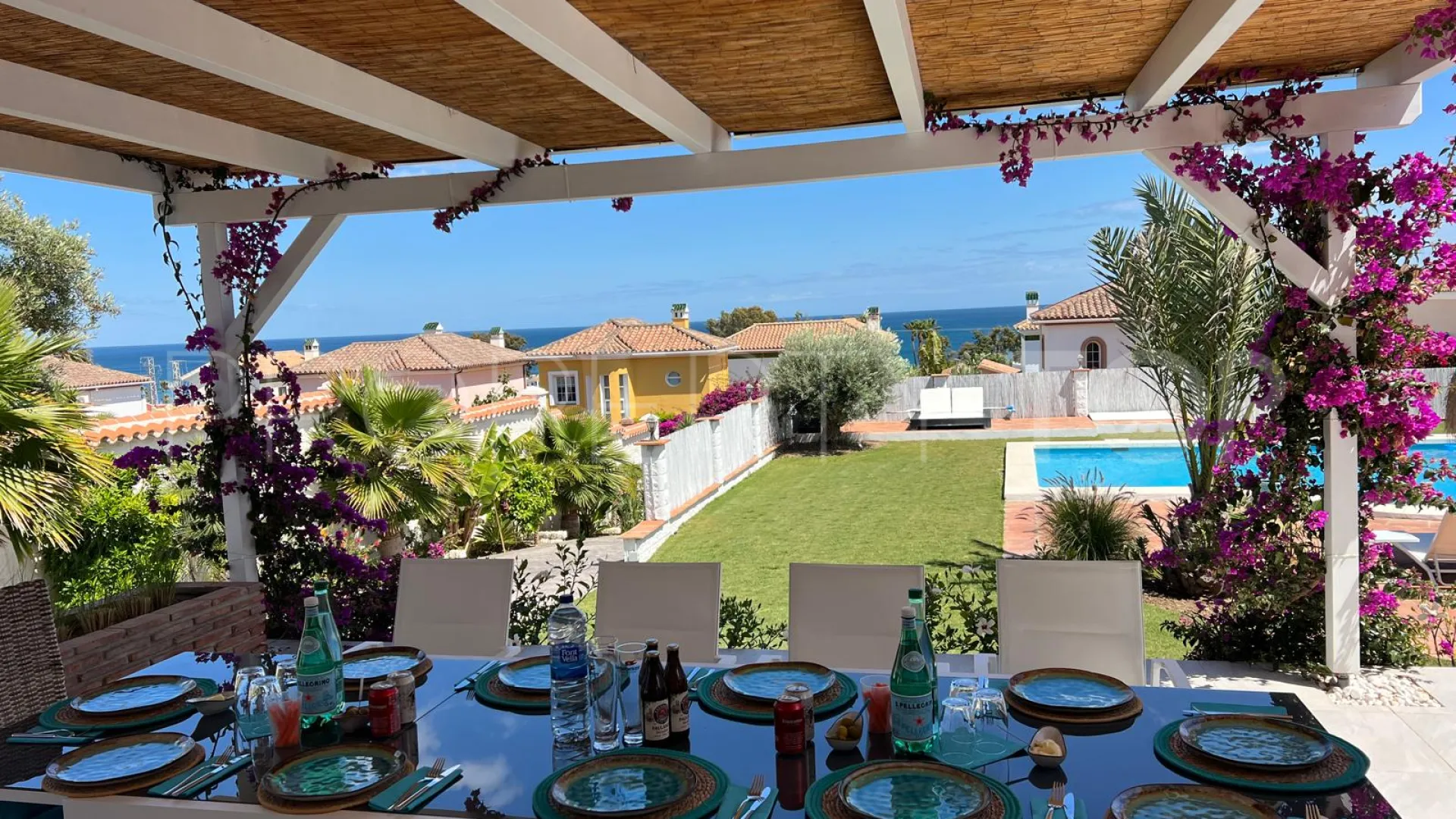 3 bedrooms house in Hacienda Guadalupe for sale