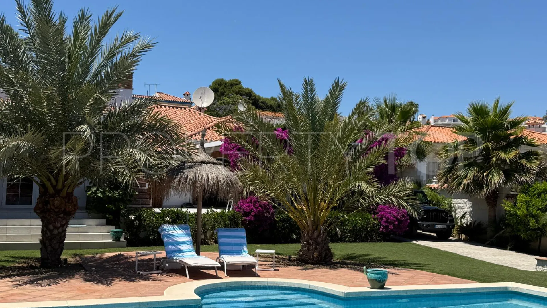 3 bedrooms house in Hacienda Guadalupe for sale