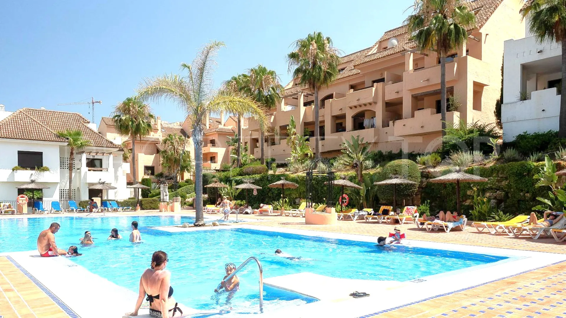 Apartment for sale in Duquesa Village