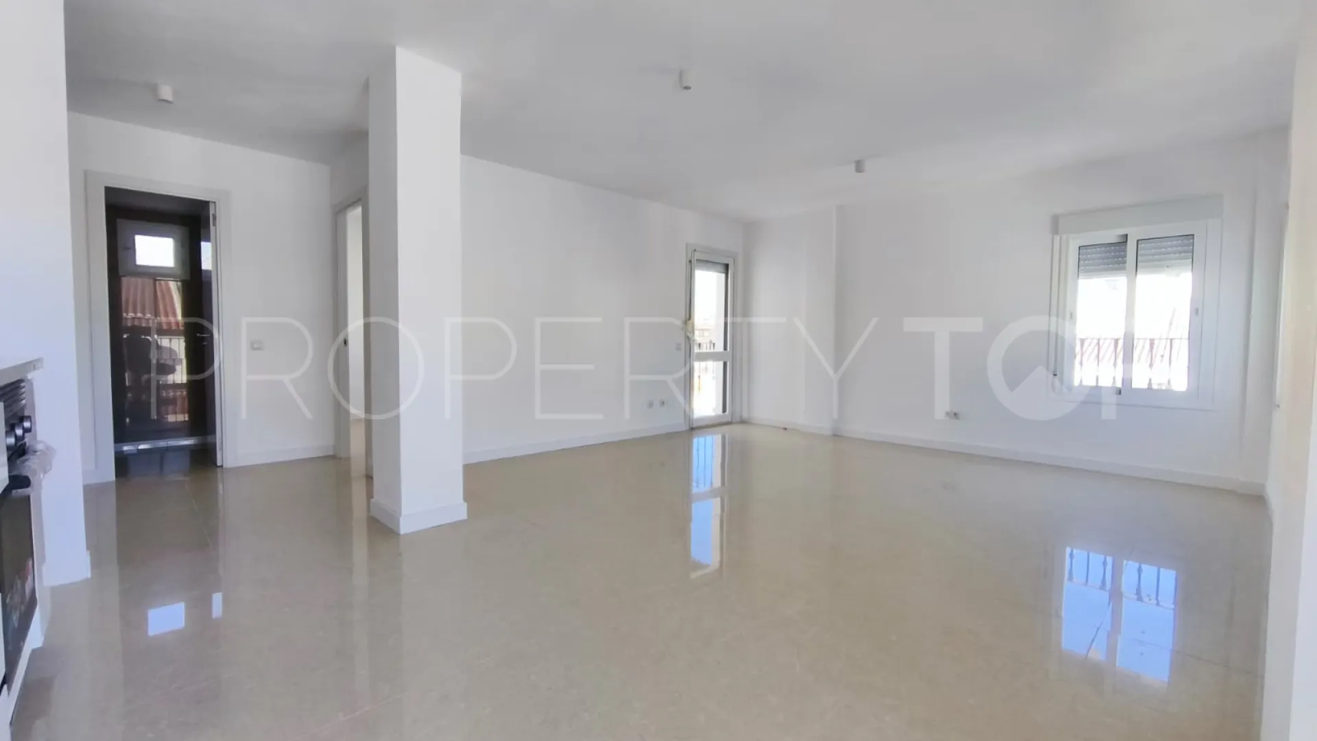 For sale Sabinillas penthouse with 1 bedroom