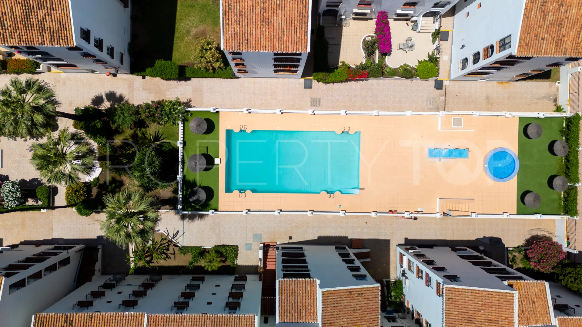 For sale Sabinillas penthouse with 1 bedroom