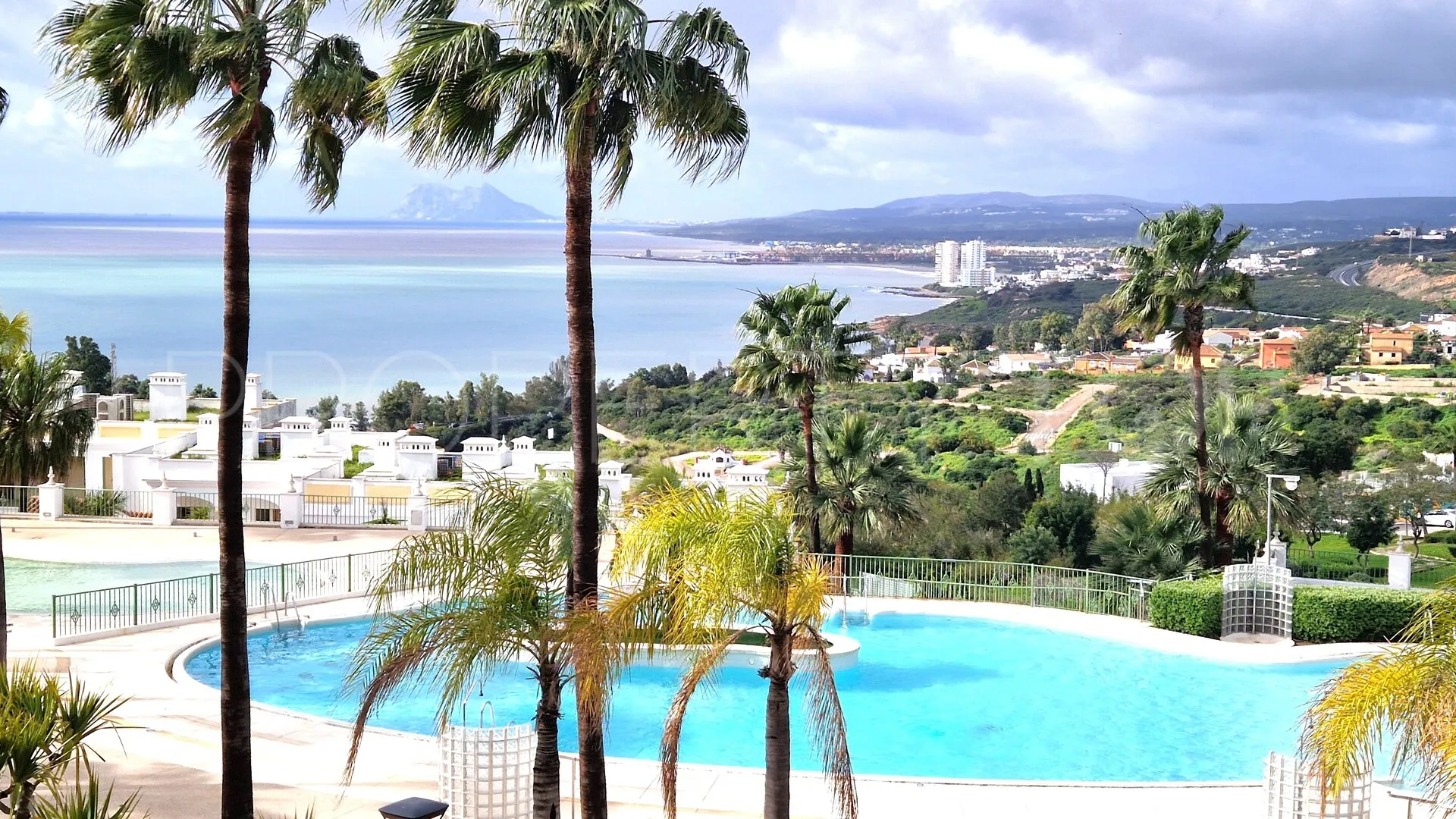 Bahia de las Rocas, atico duplex en venta de 3 dormitorios