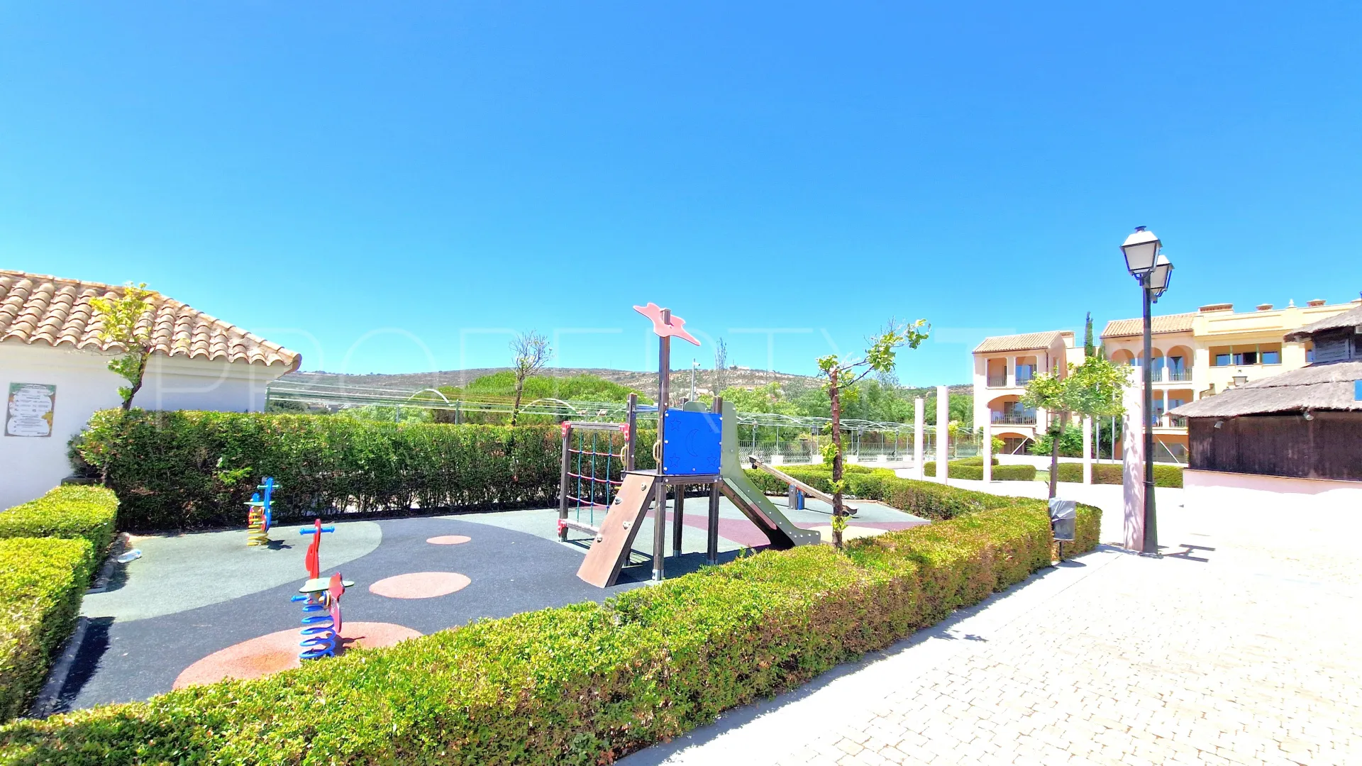 Bahia de las Rocas, atico duplex en venta de 3 dormitorios