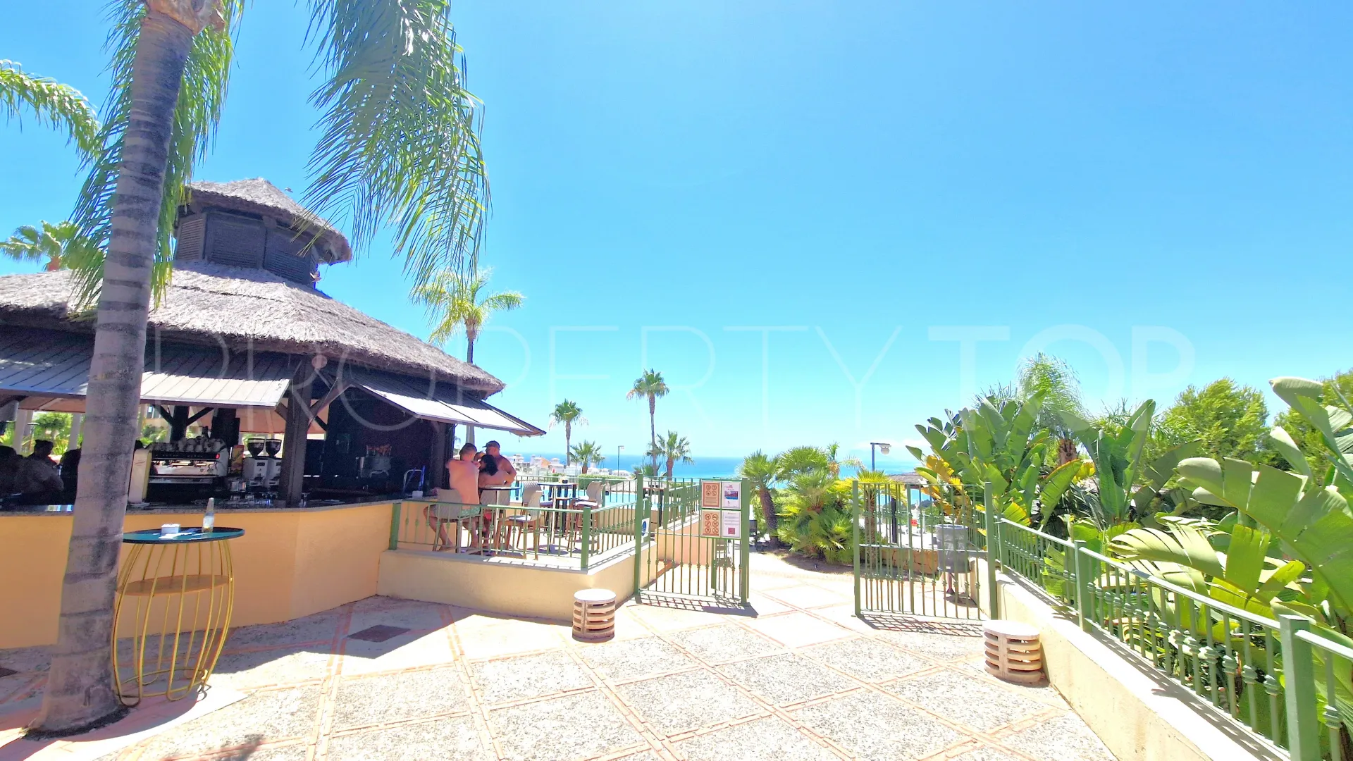 Bahia de las Rocas, atico duplex en venta de 3 dormitorios