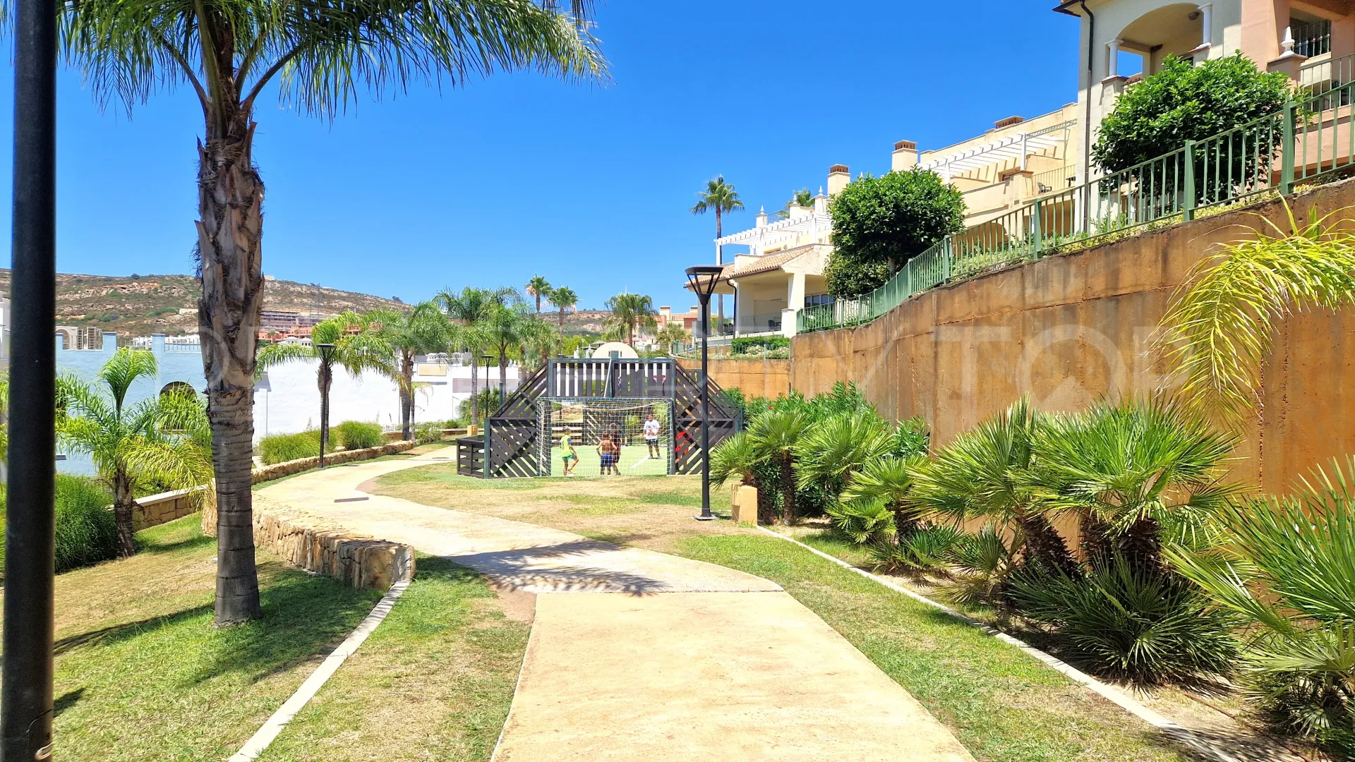 Bahia de las Rocas, atico duplex en venta de 3 dormitorios