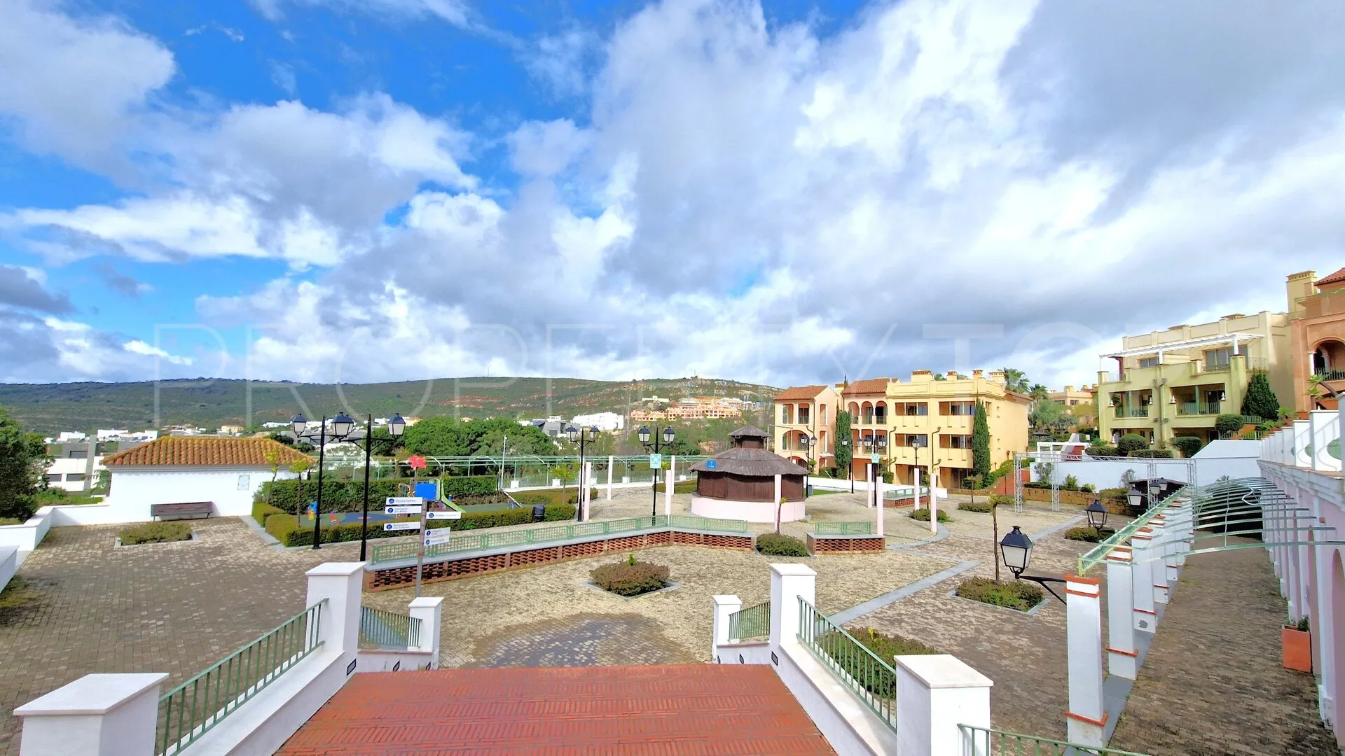 Bahia de las Rocas, atico duplex en venta de 3 dormitorios