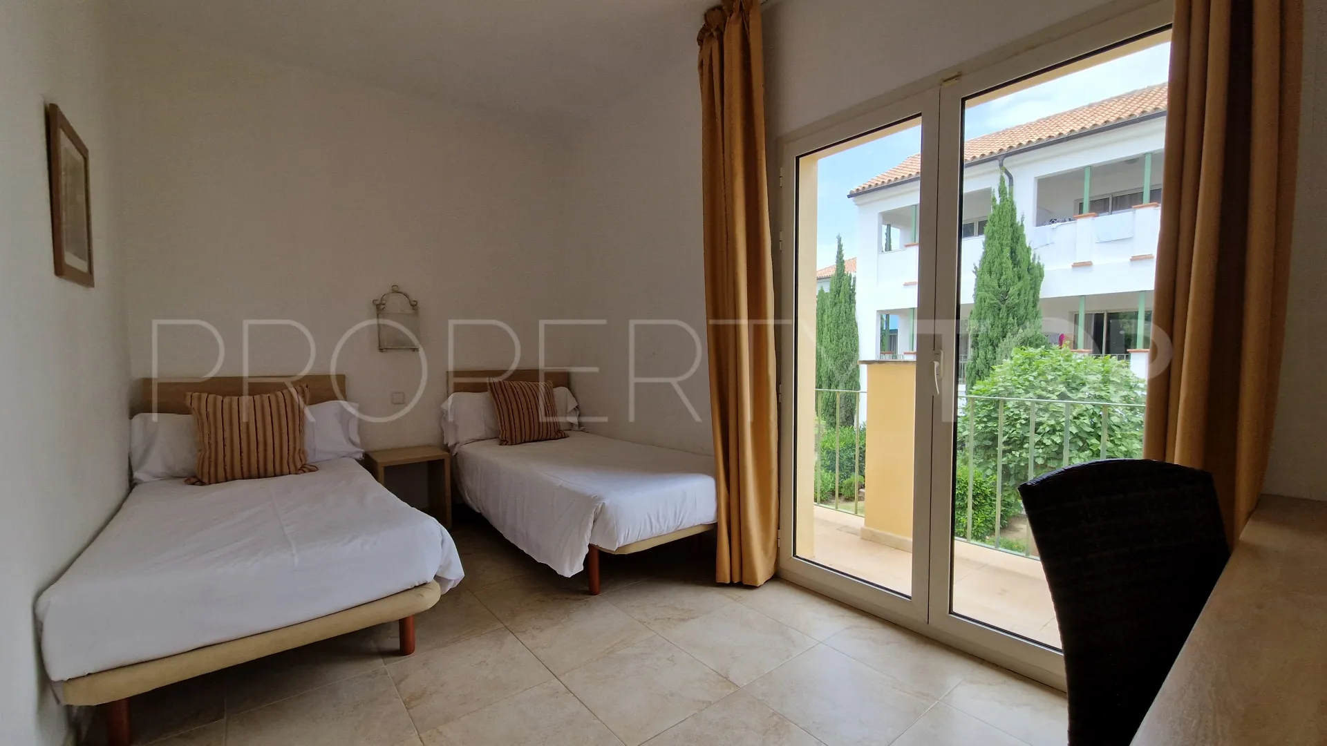 Bahia de las Rocas, atico duplex en venta de 3 dormitorios
