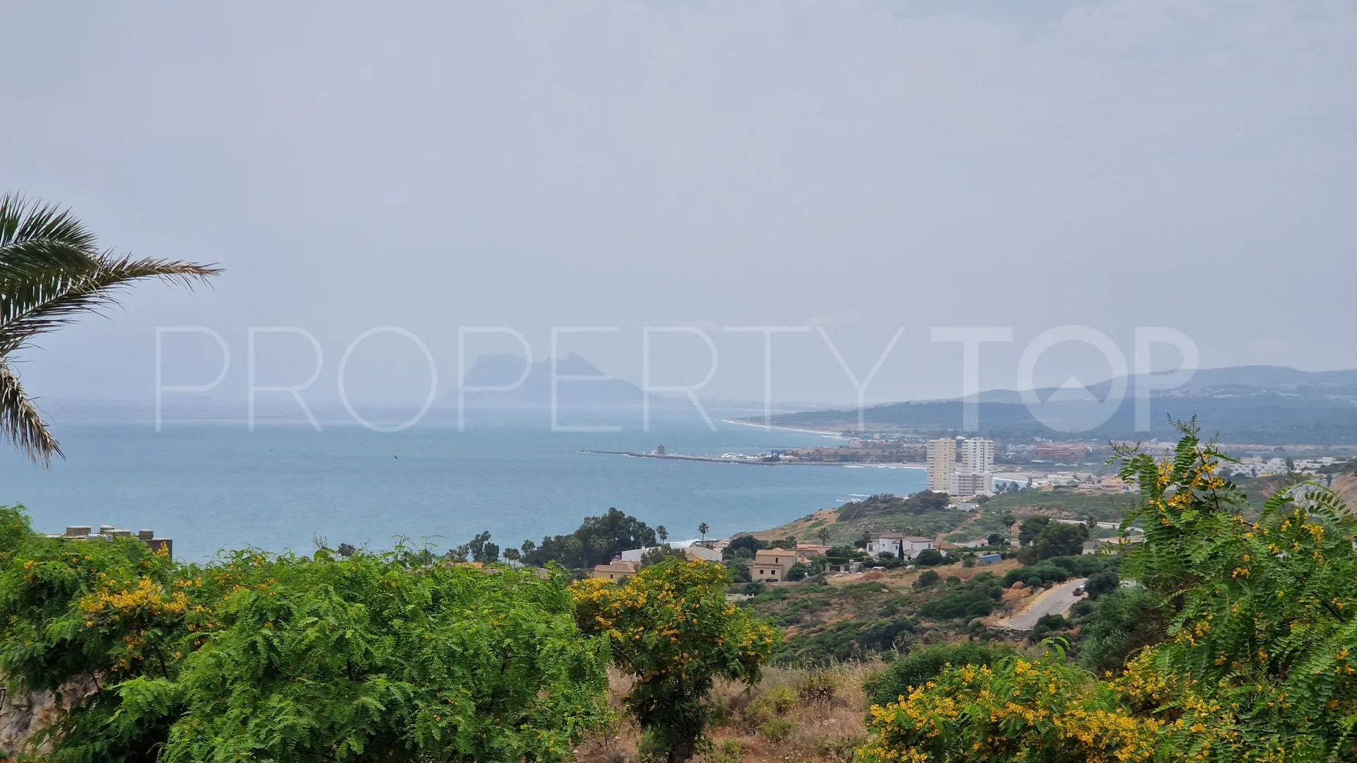 Bahia de las Rocas, atico duplex en venta de 3 dormitorios