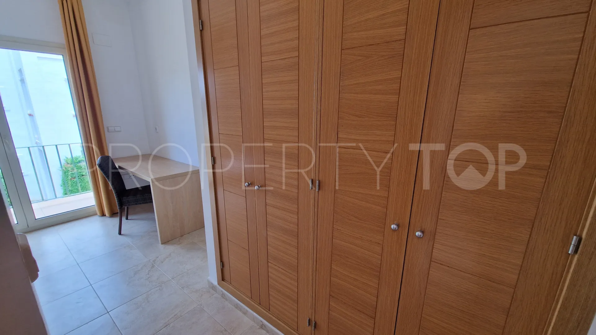 Bahia de las Rocas, atico duplex en venta de 3 dormitorios