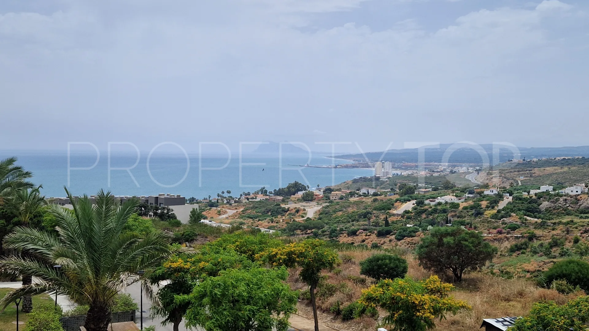 Bahia de las Rocas, atico duplex en venta de 3 dormitorios