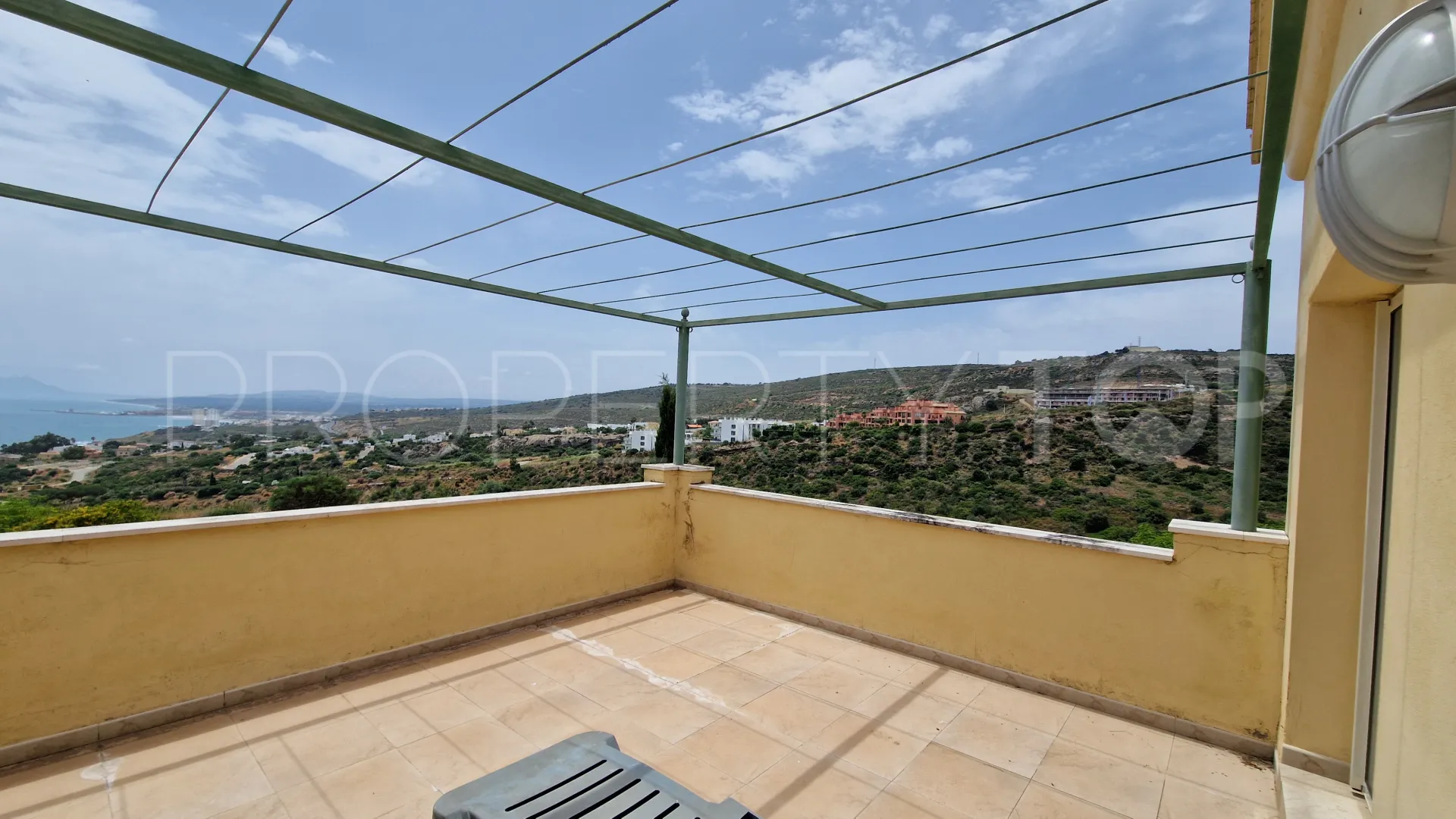 Bahia de las Rocas, atico duplex en venta de 3 dormitorios