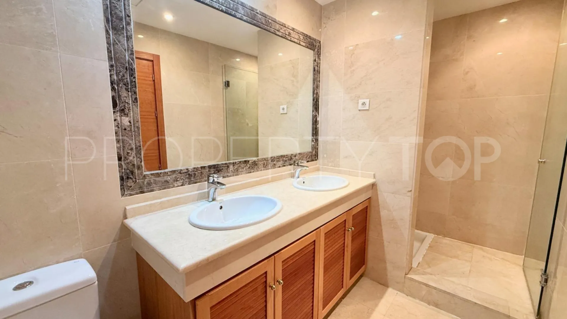Adosado en venta en Azata Golf con 3 dormitorios