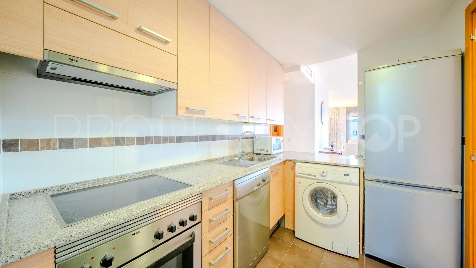 Se vende apartamento de 4 dormitorios en Doña Julia