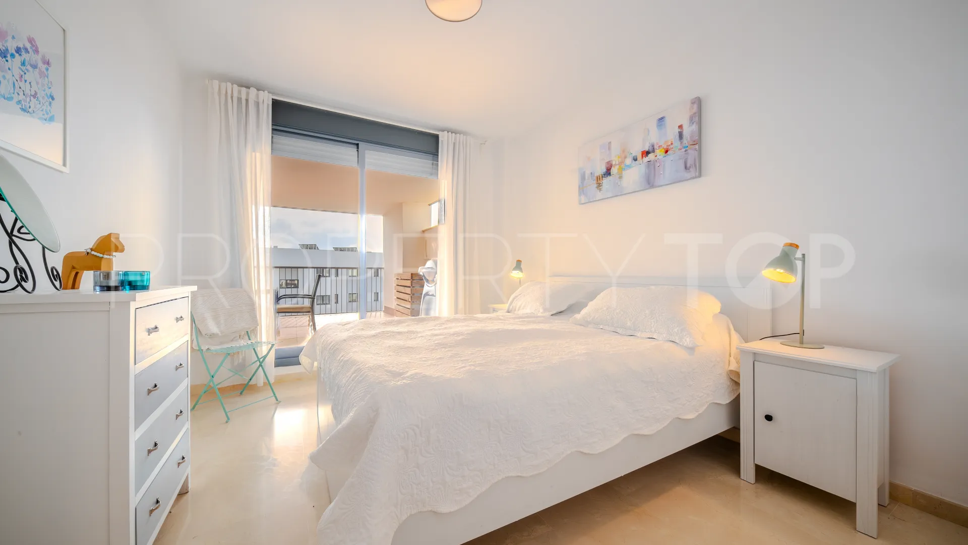 Se vende apartamento de 4 dormitorios en Doña Julia