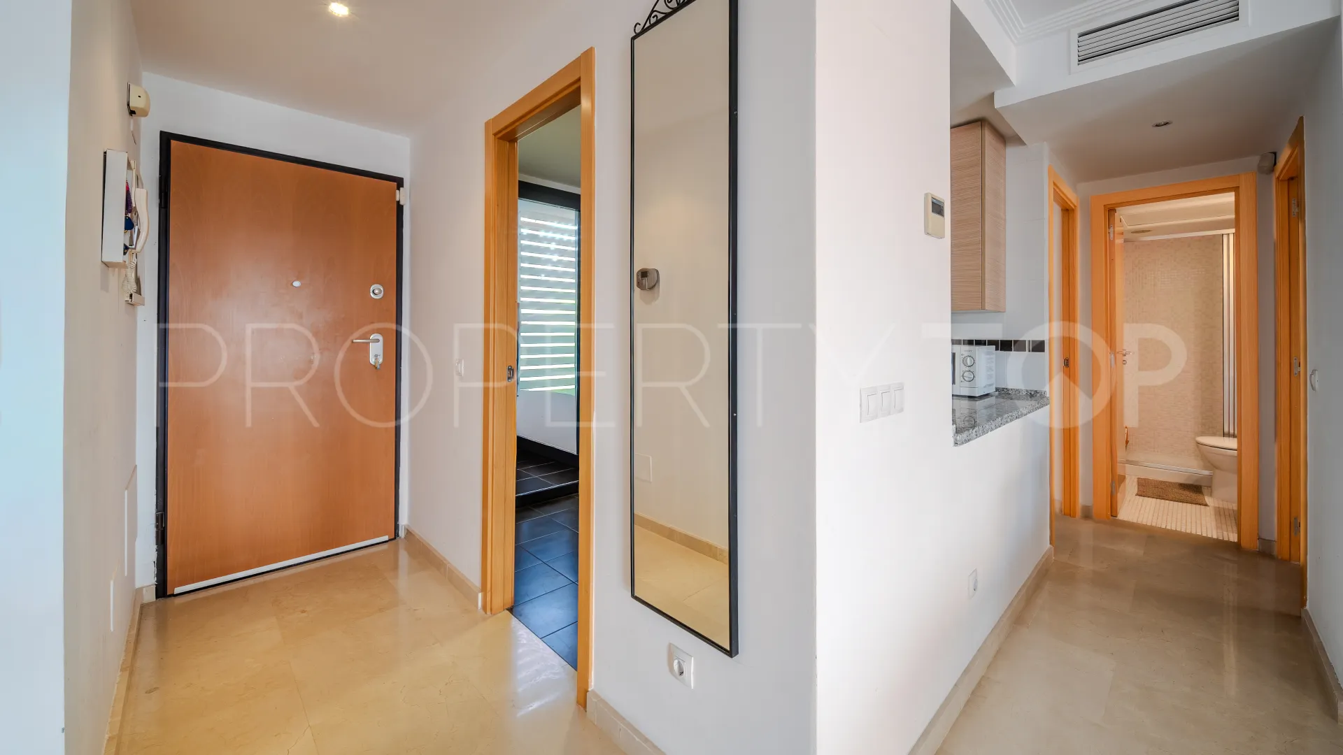 Se vende apartamento de 4 dormitorios en Doña Julia
