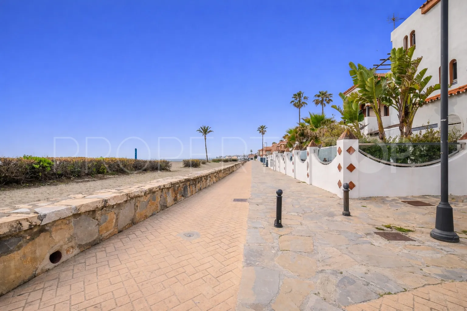 Adosado en venta de 5 dormitorios en Marina de Casares