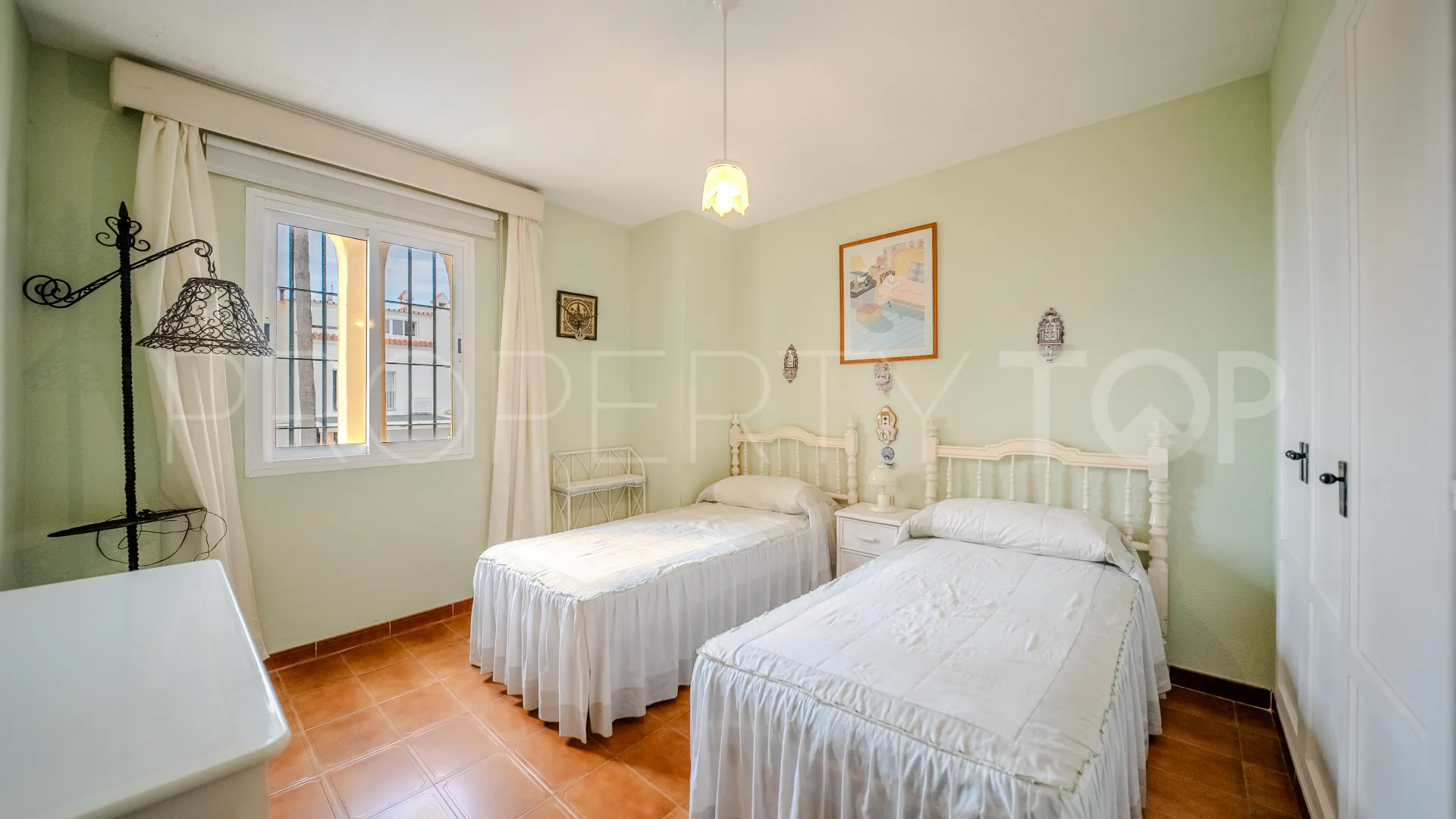 Adosado en venta de 5 dormitorios en Marina de Casares