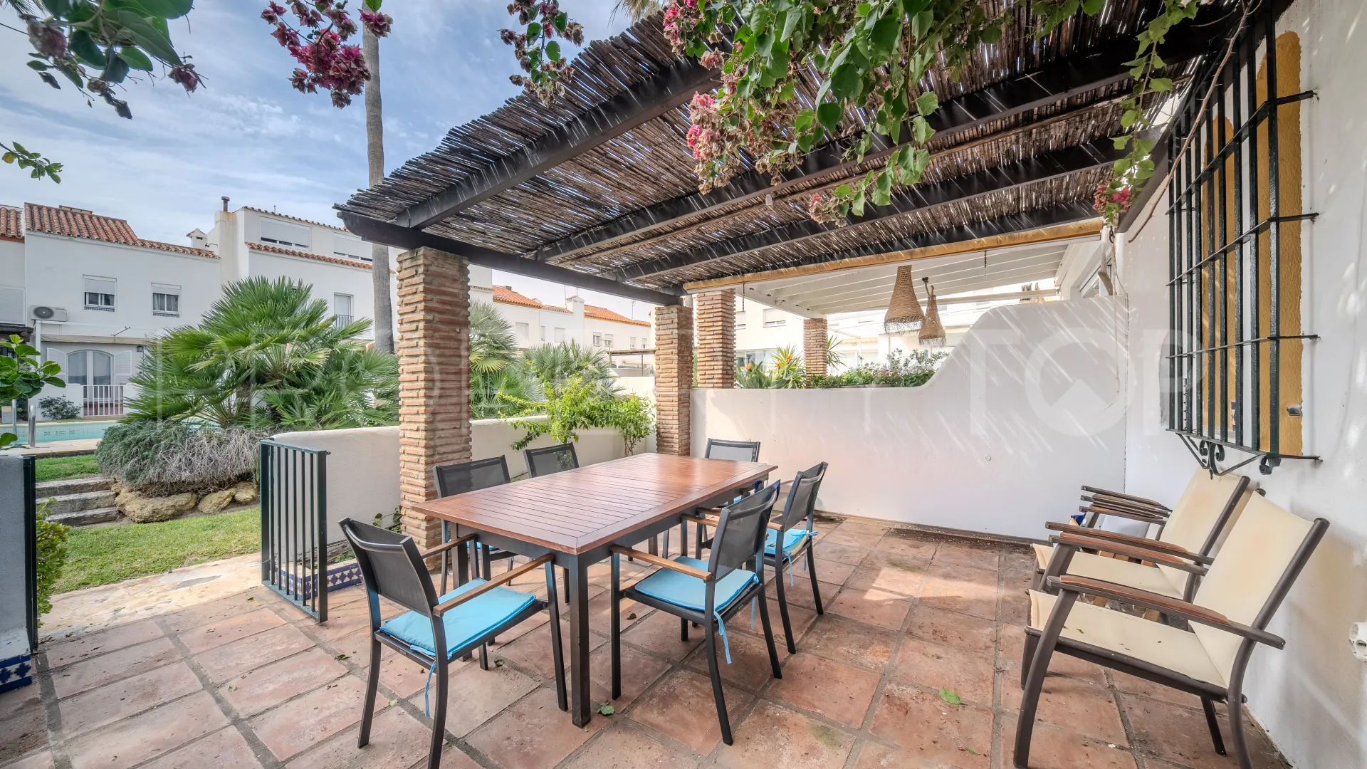 Adosado en venta de 5 dormitorios en Marina de Casares