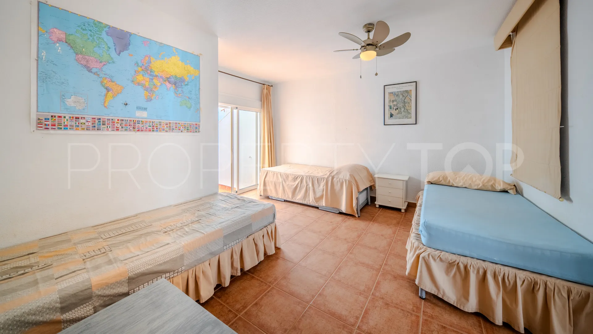 Adosado en venta de 5 dormitorios en Marina de Casares