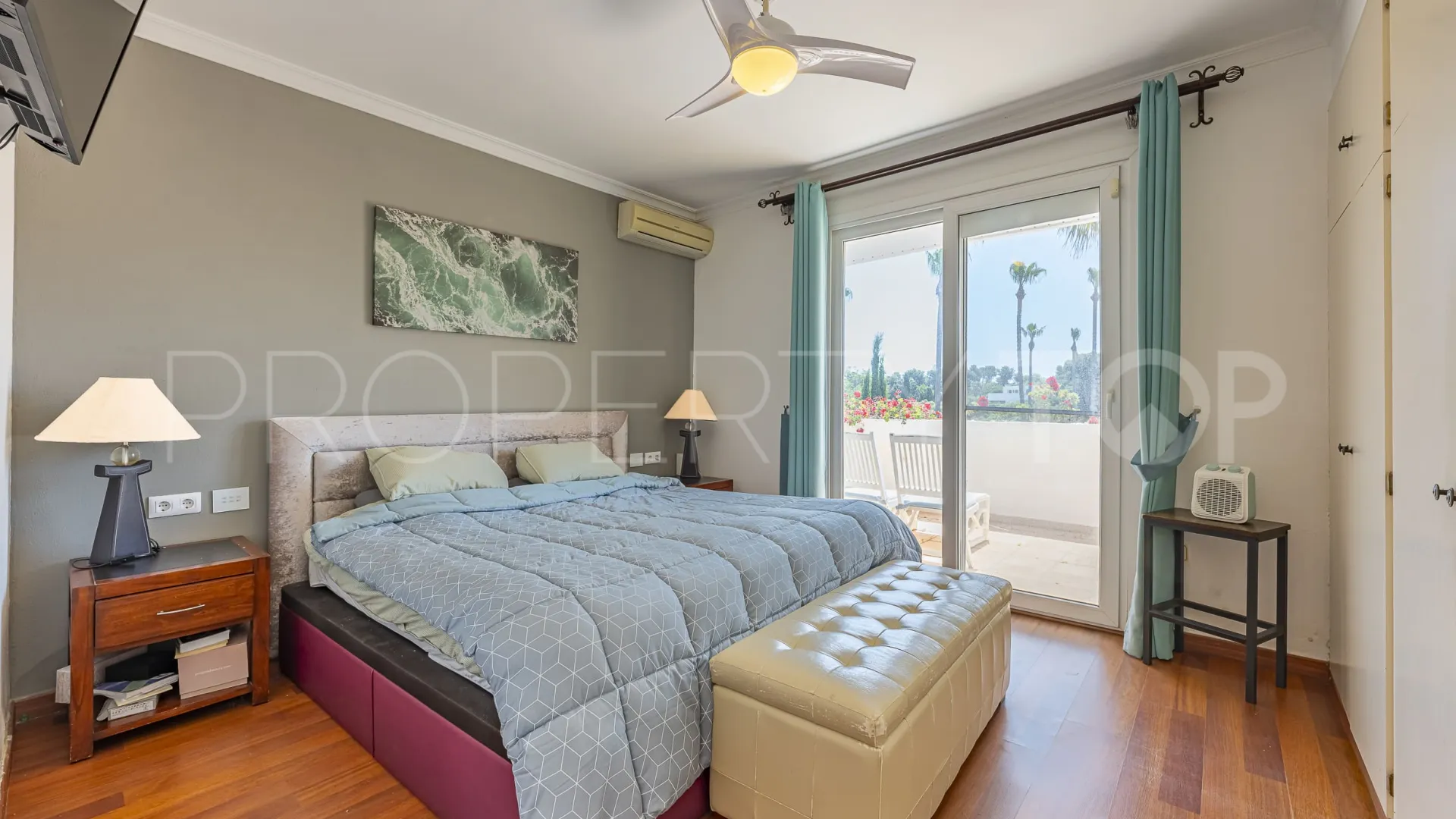 Comprar villa de 5 dormitorios en Sotogrande Costa