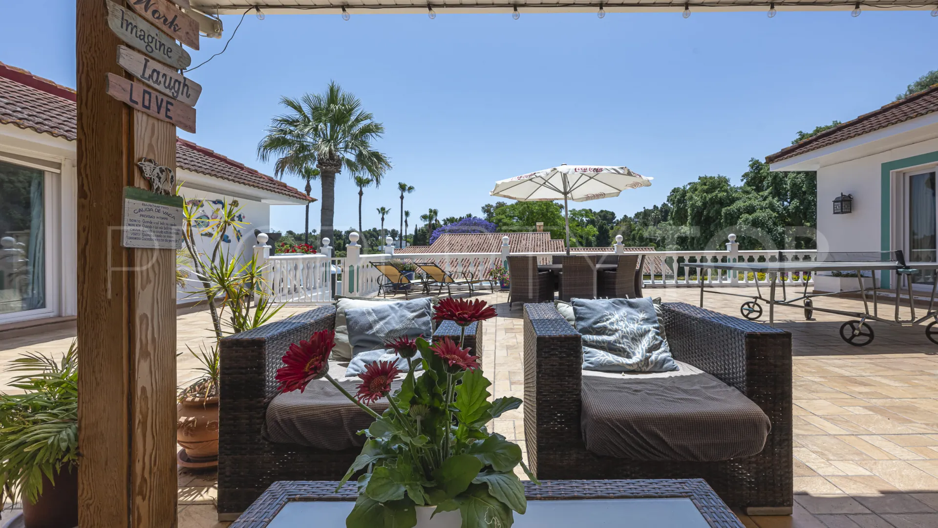 Comprar villa de 5 dormitorios en Sotogrande Costa